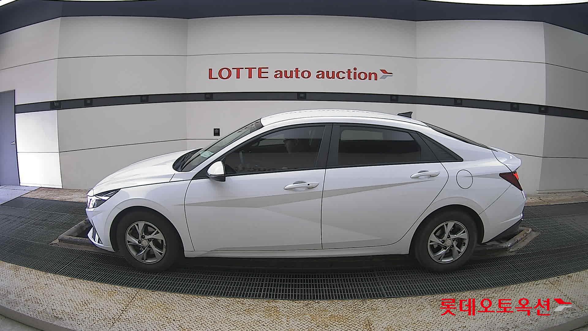 Hyundai Avante id 3822838 из Кореи 7