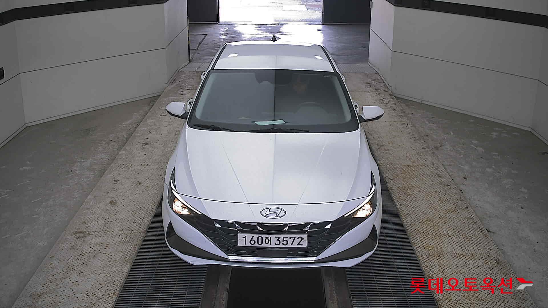 Hyundai Avante id 3822838 из Кореи 8