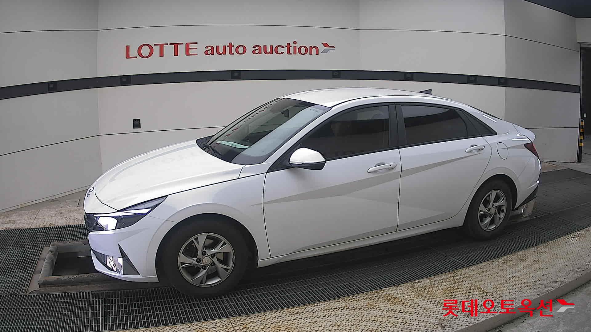 Hyundai Avante id 3822838 из Кореи 12