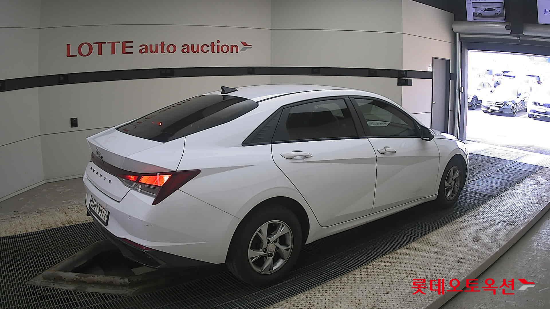 Hyundai Avante id 3822838 из Кореи 19