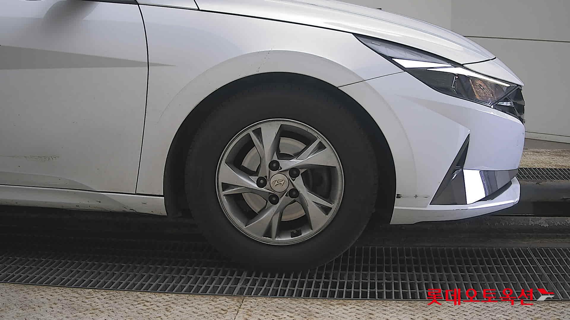 Hyundai Avante id 3822838 из Кореи 23