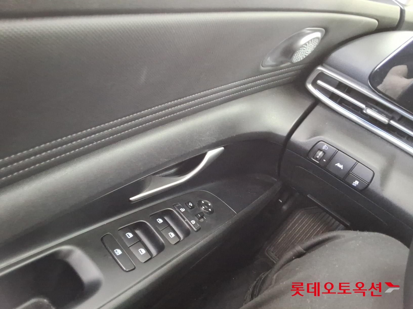 Hyundai Avante id 3822838 из Кореи 28