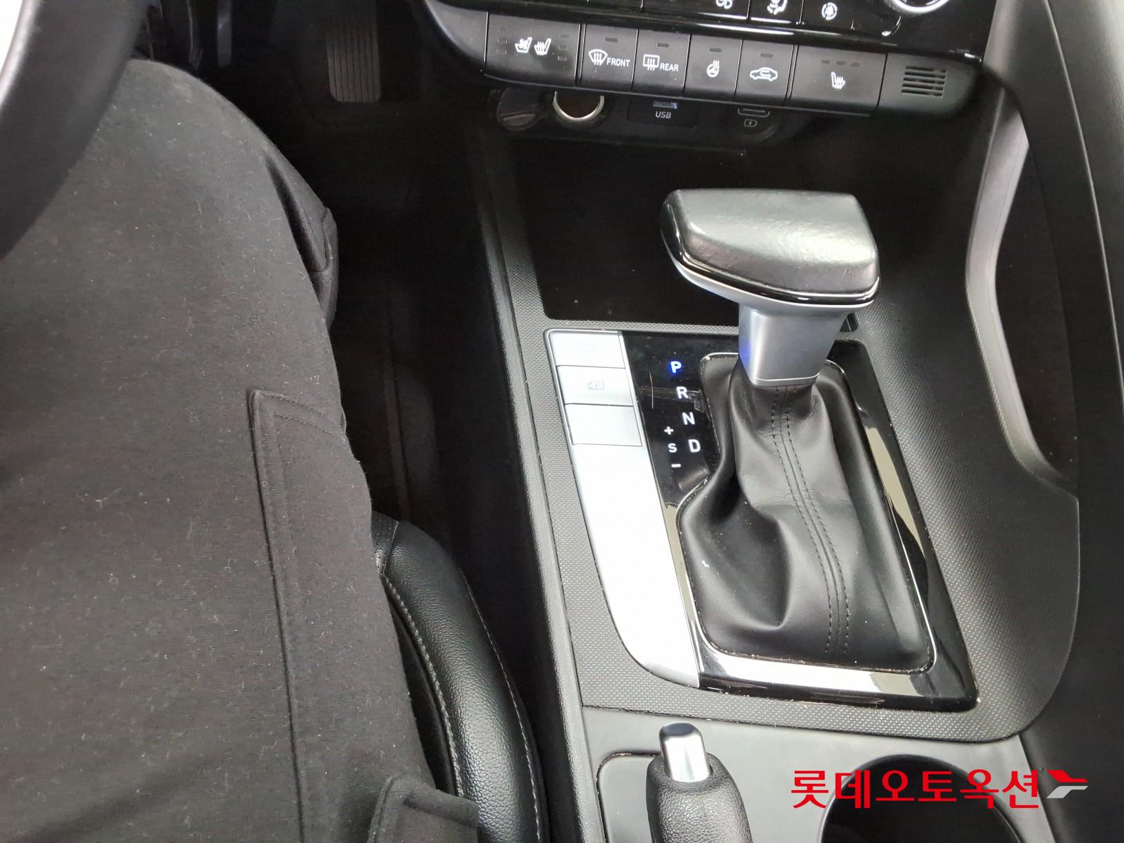 Hyundai Avante id 3822838 из Кореи 33