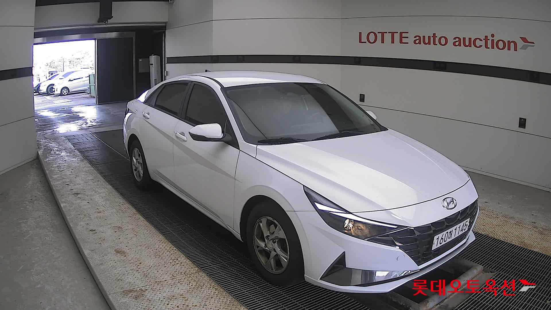 Hyundai Avante 2021 Polar White из Кореи, фото 2