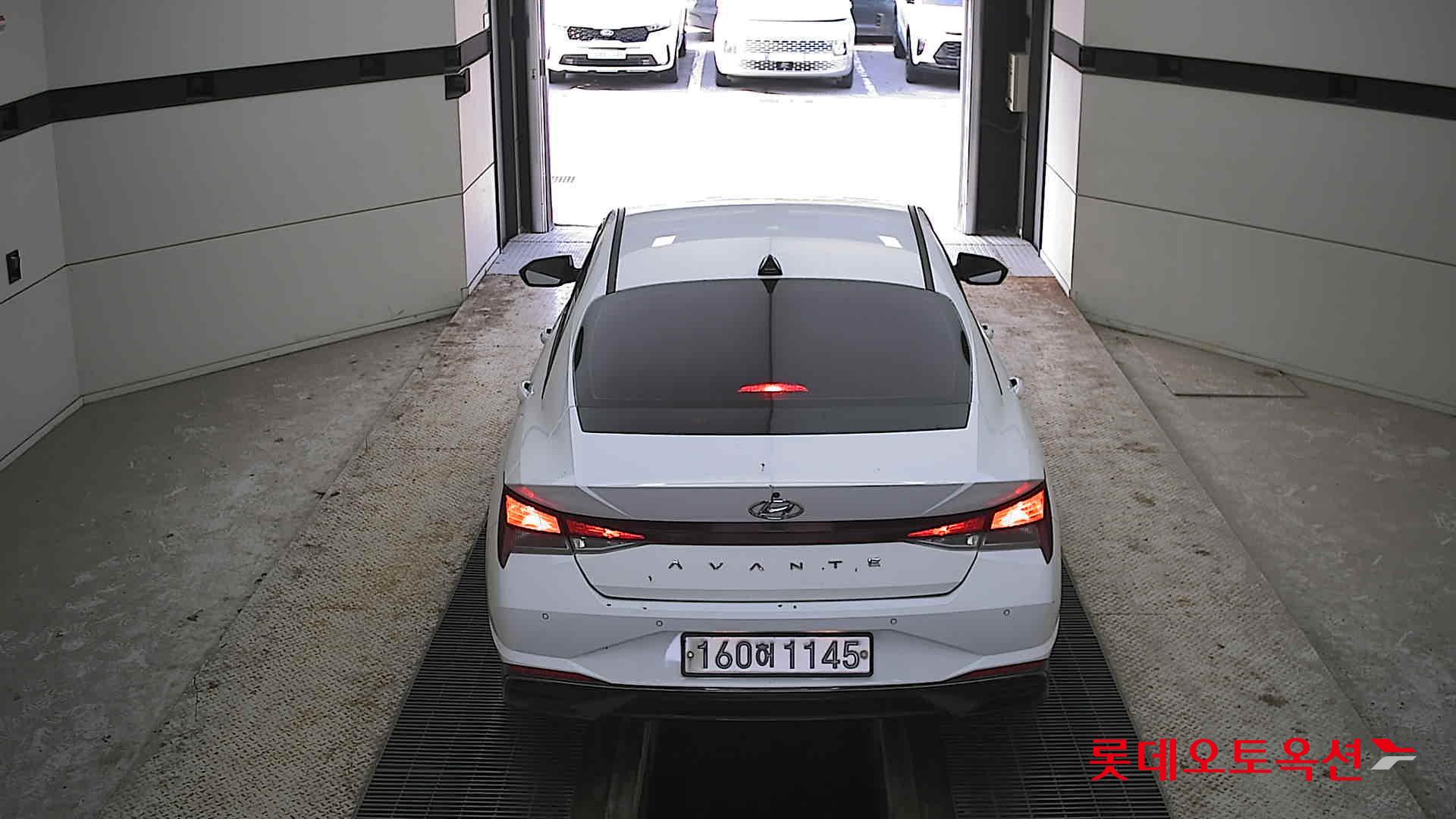 Hyundai Avante 2021 Polar White из Кореи, фото 5