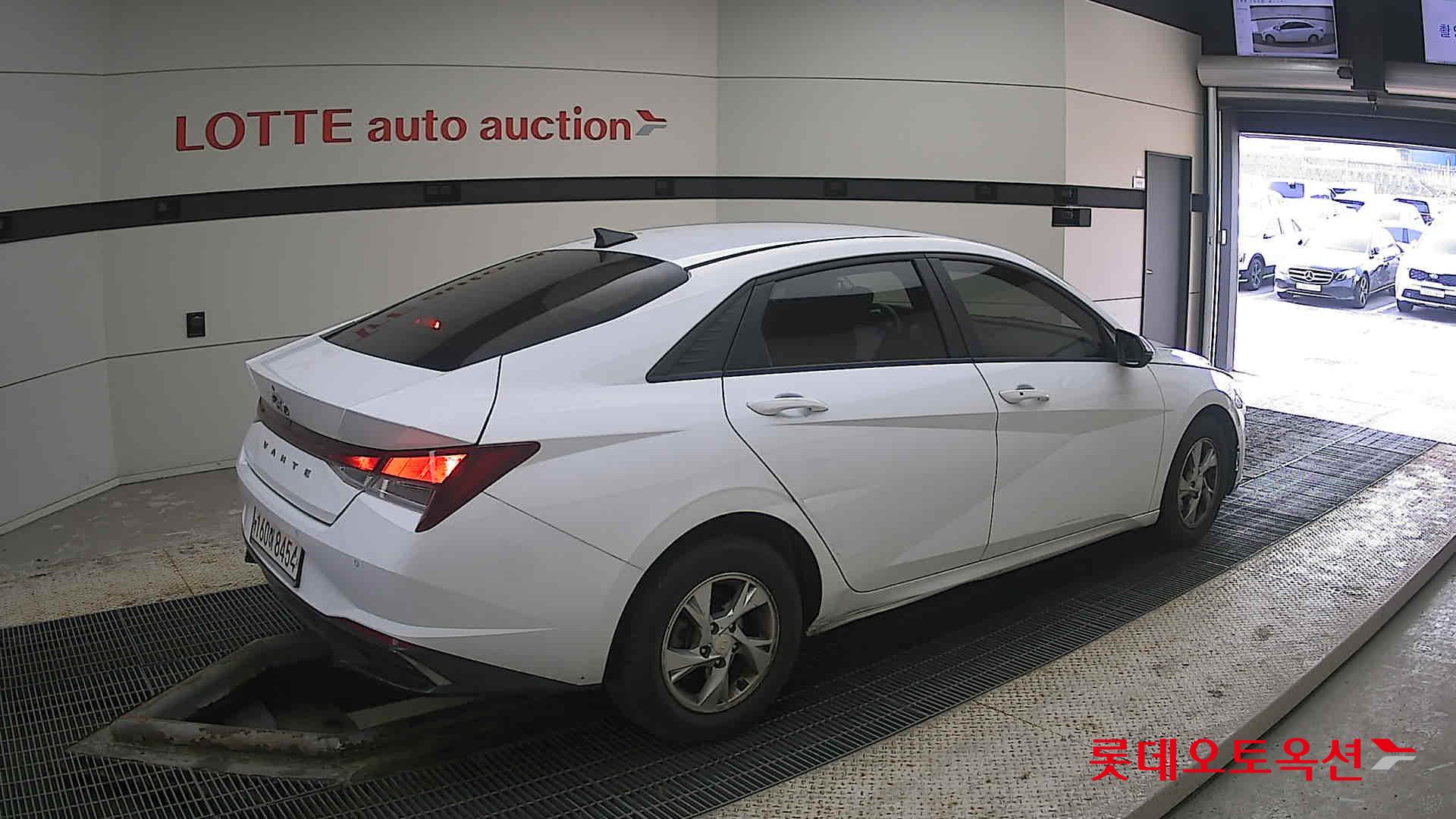 Hyundai Avante id 3822893 из Кореи 19