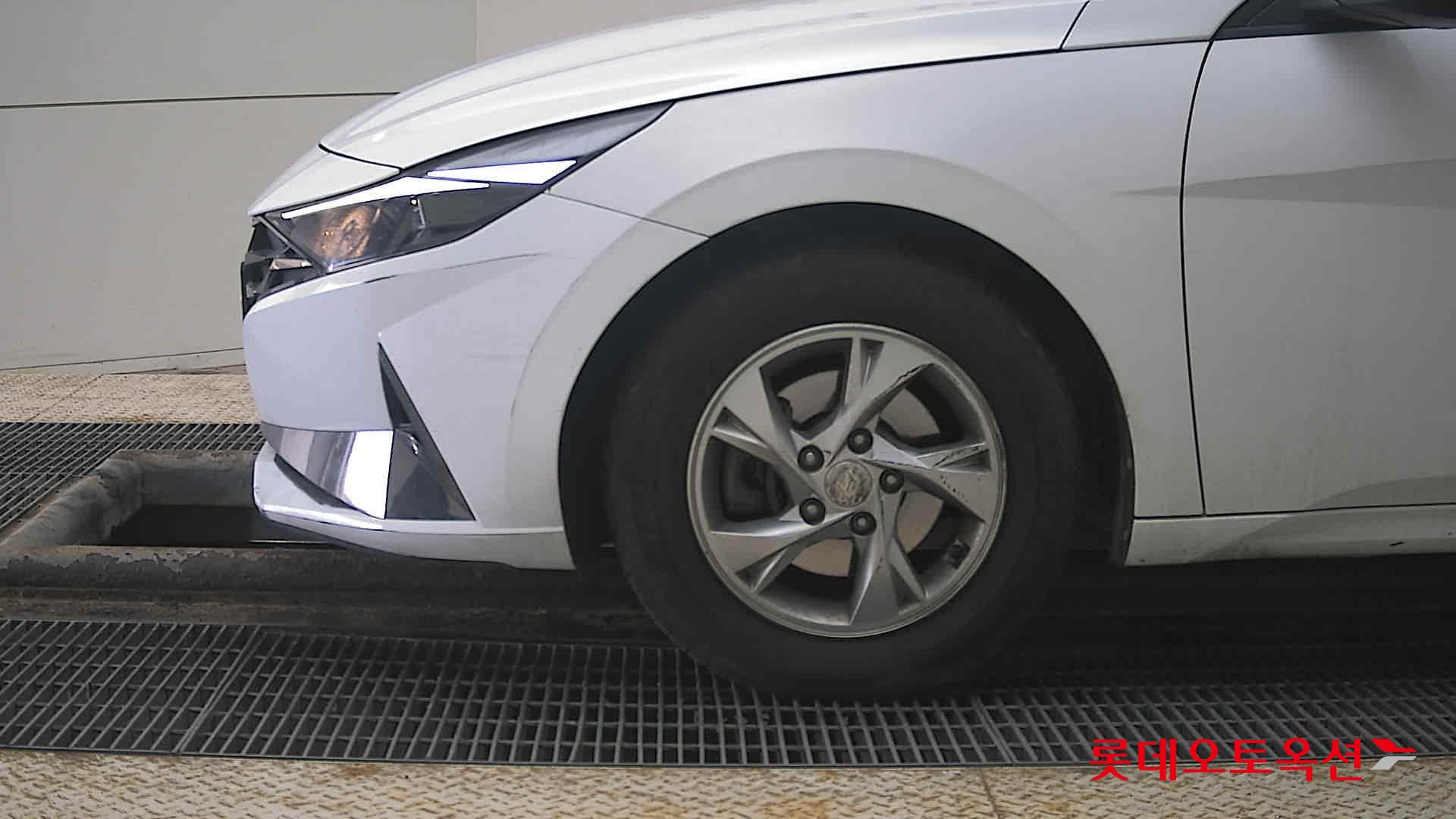 Hyundai Avante id 3822893 из Кореи 21