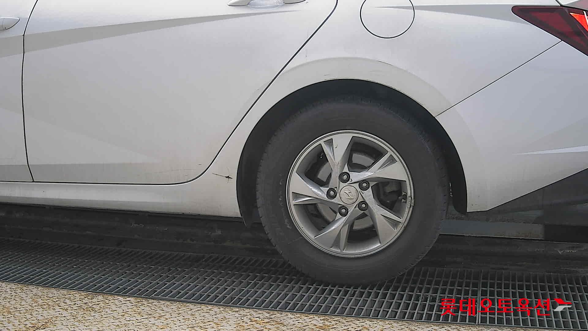 Hyundai Avante id 3822893 из Кореи 22