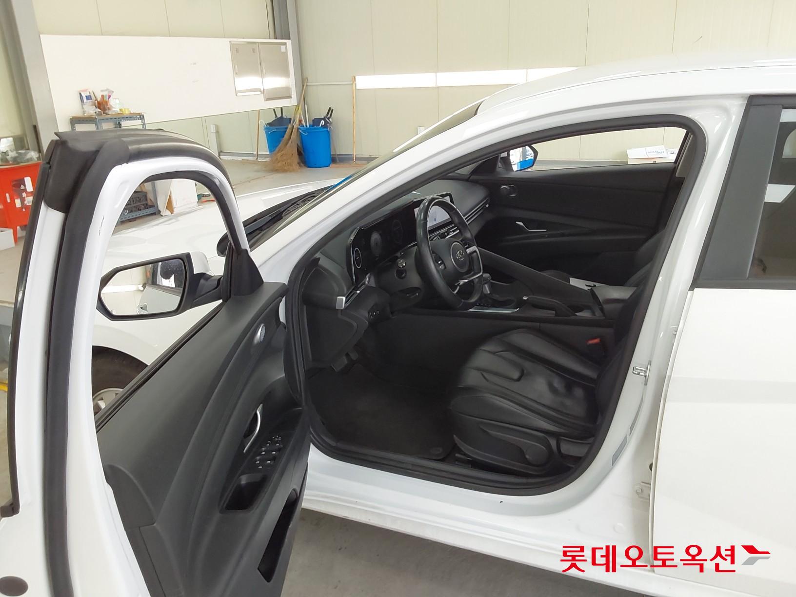 Hyundai Avante id 3822893 из Кореи 36