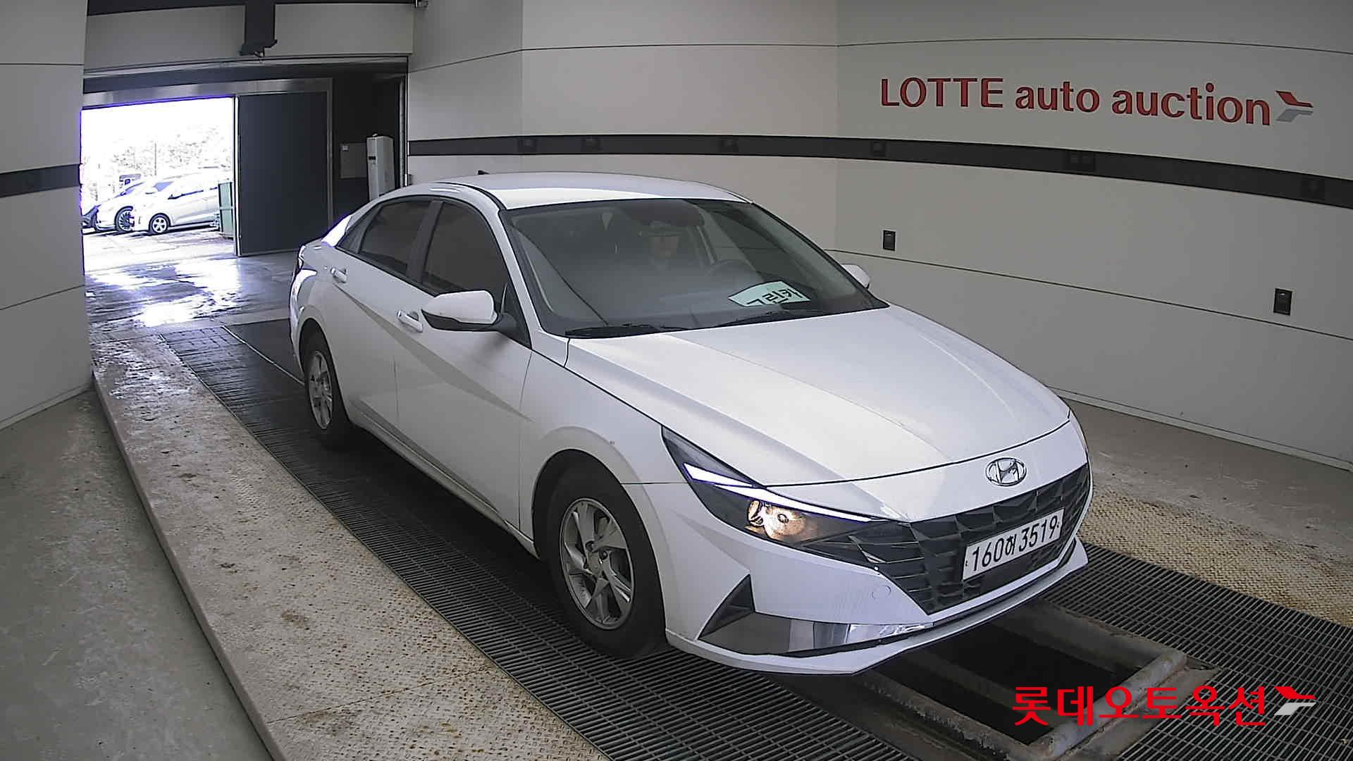 Hyundai Avante 2021 Polar White из Кореи, фото 2