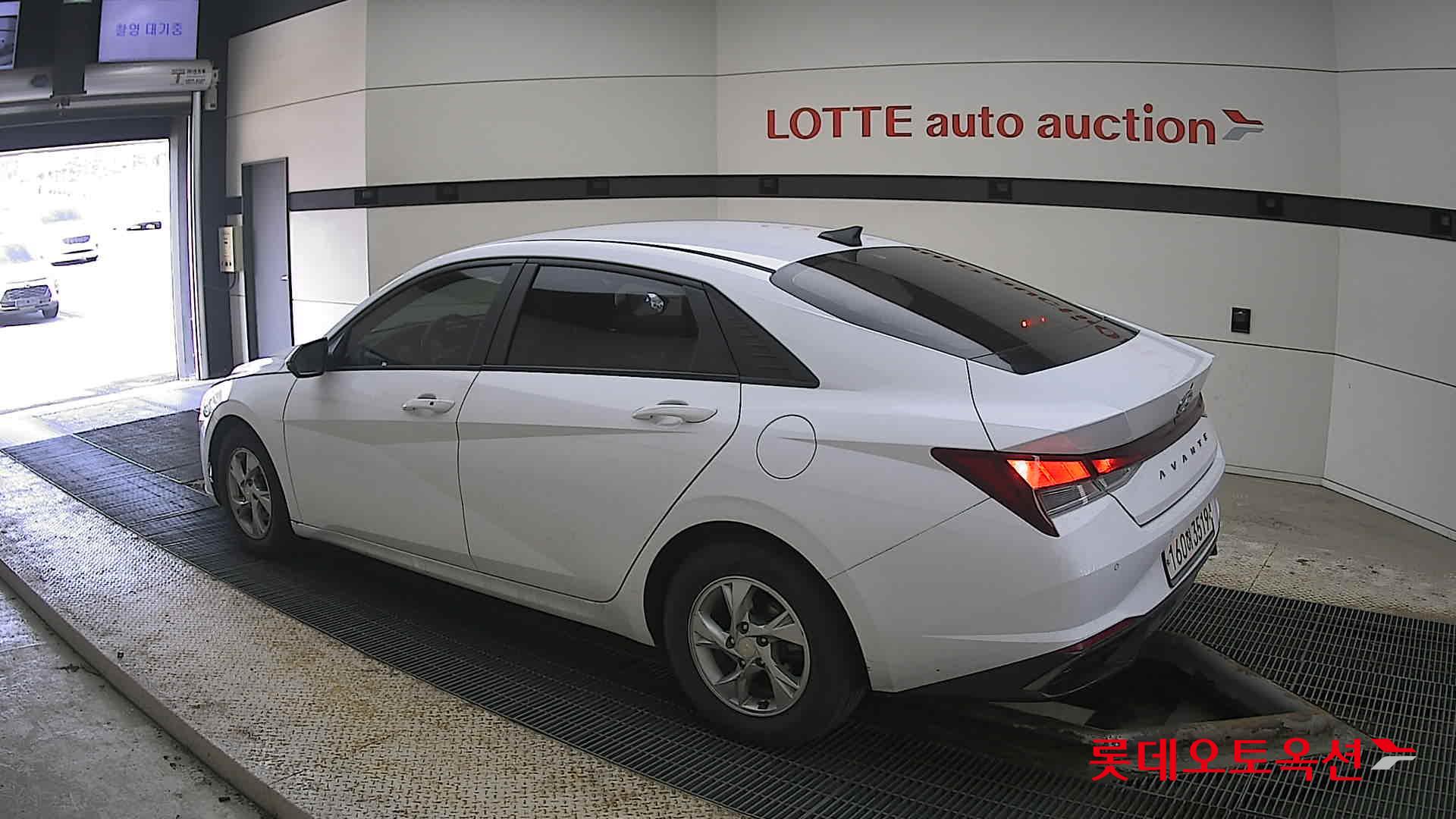 Hyundai Avante id 3822836 из Кореи 10