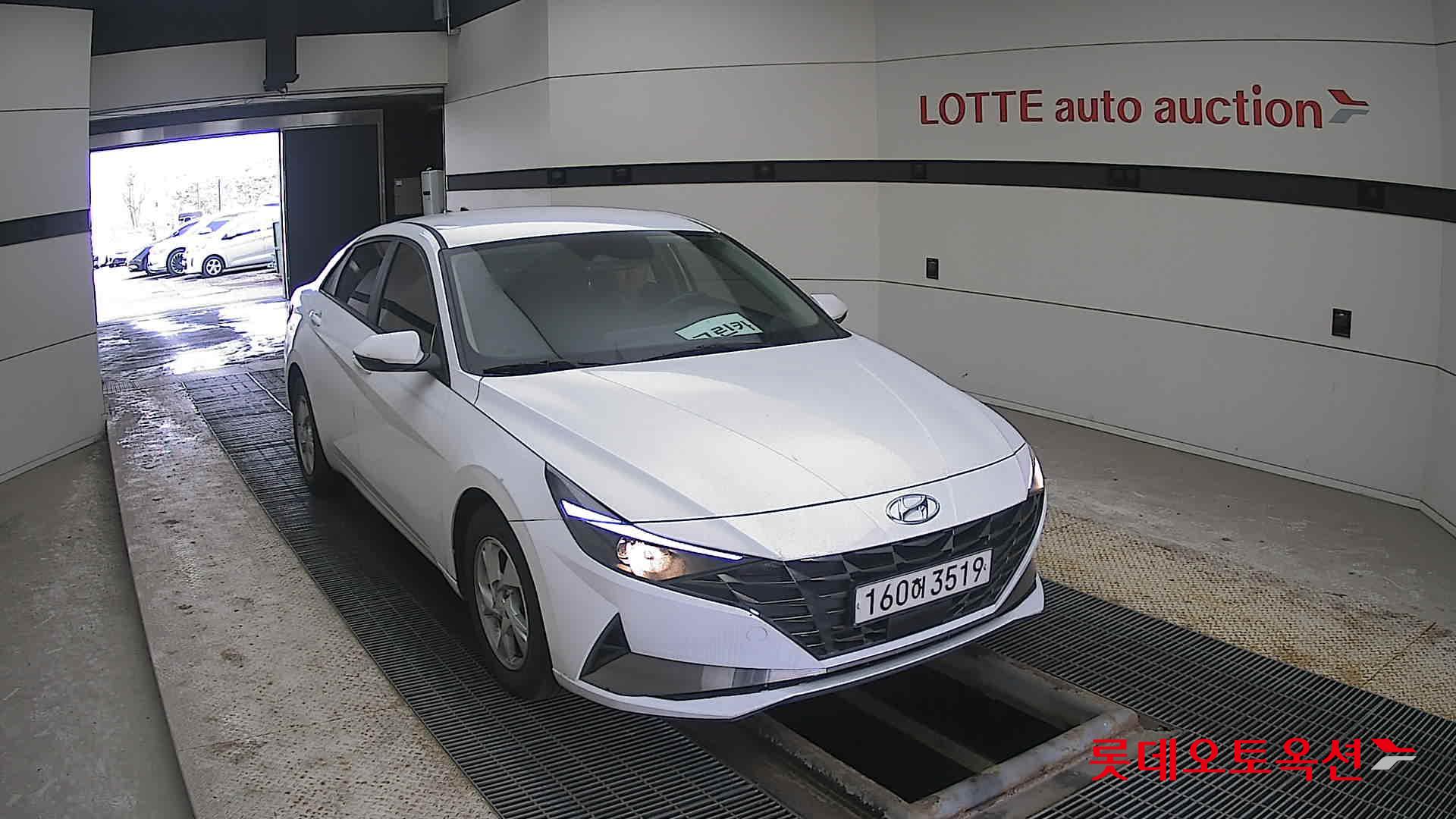 Hyundai Avante id 3822836 из Кореи 15