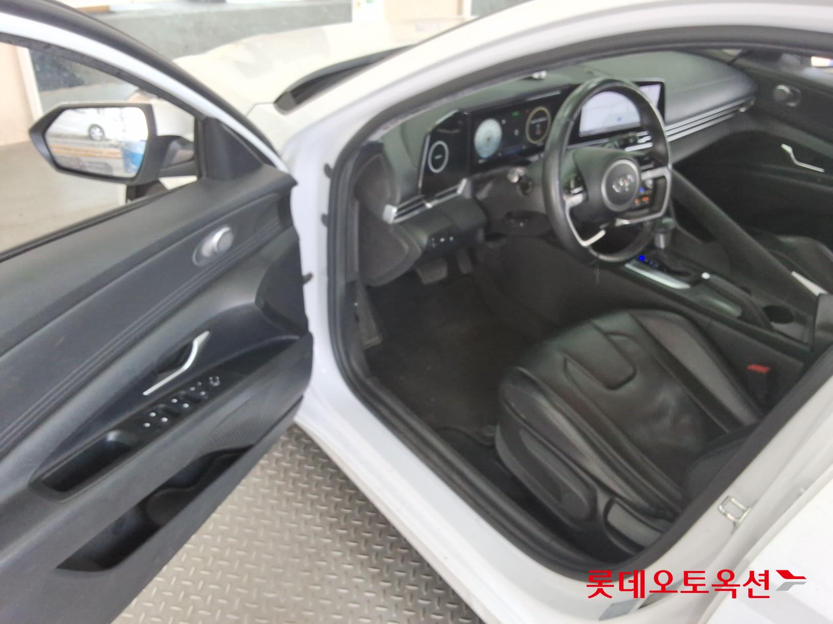 Hyundai Avante id 3822836 из Кореи 35