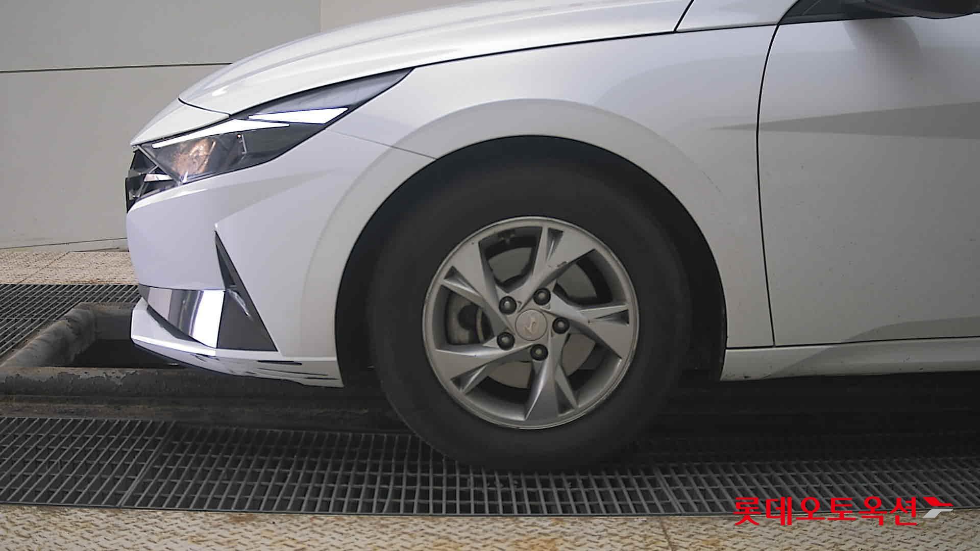 Hyundai Avante id 3822894 из Кореи 21