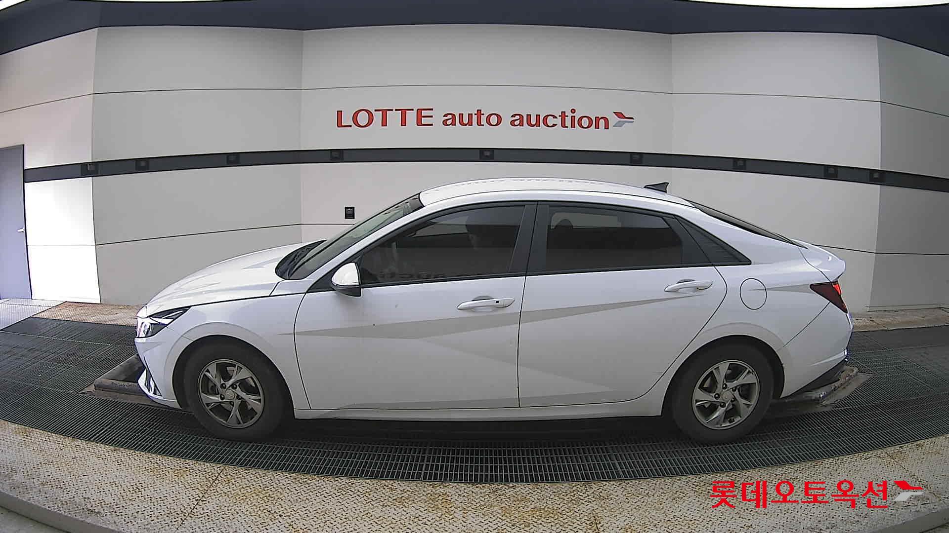 Hyundai Avante id 3822817 из Кореи 7