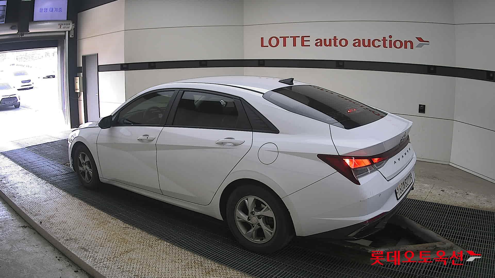 Hyundai Avante id 3822817 из Кореи 10