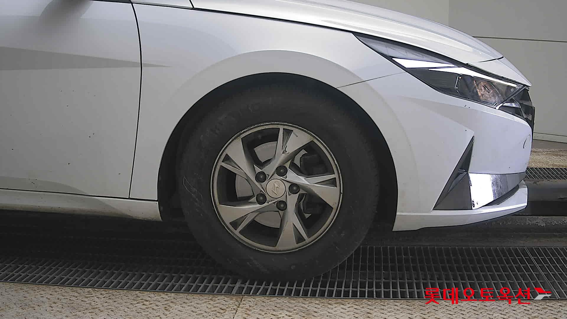 Hyundai Avante id 3822821 из Кореи 23