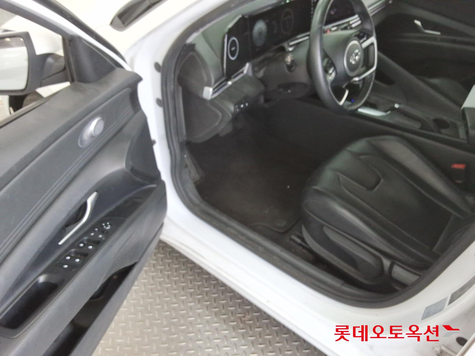 Hyundai Avante id 3822821 из Кореи 35