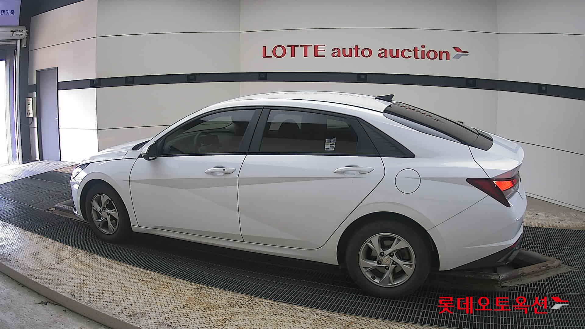 Hyundai Avante id 3822823 из Кореи 11