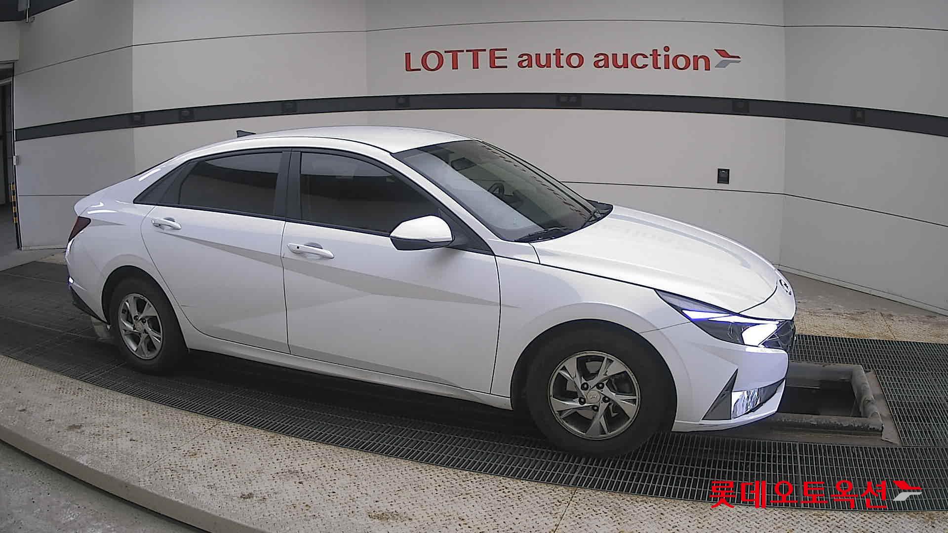 Hyundai Avante id 3822823 из Кореи 17