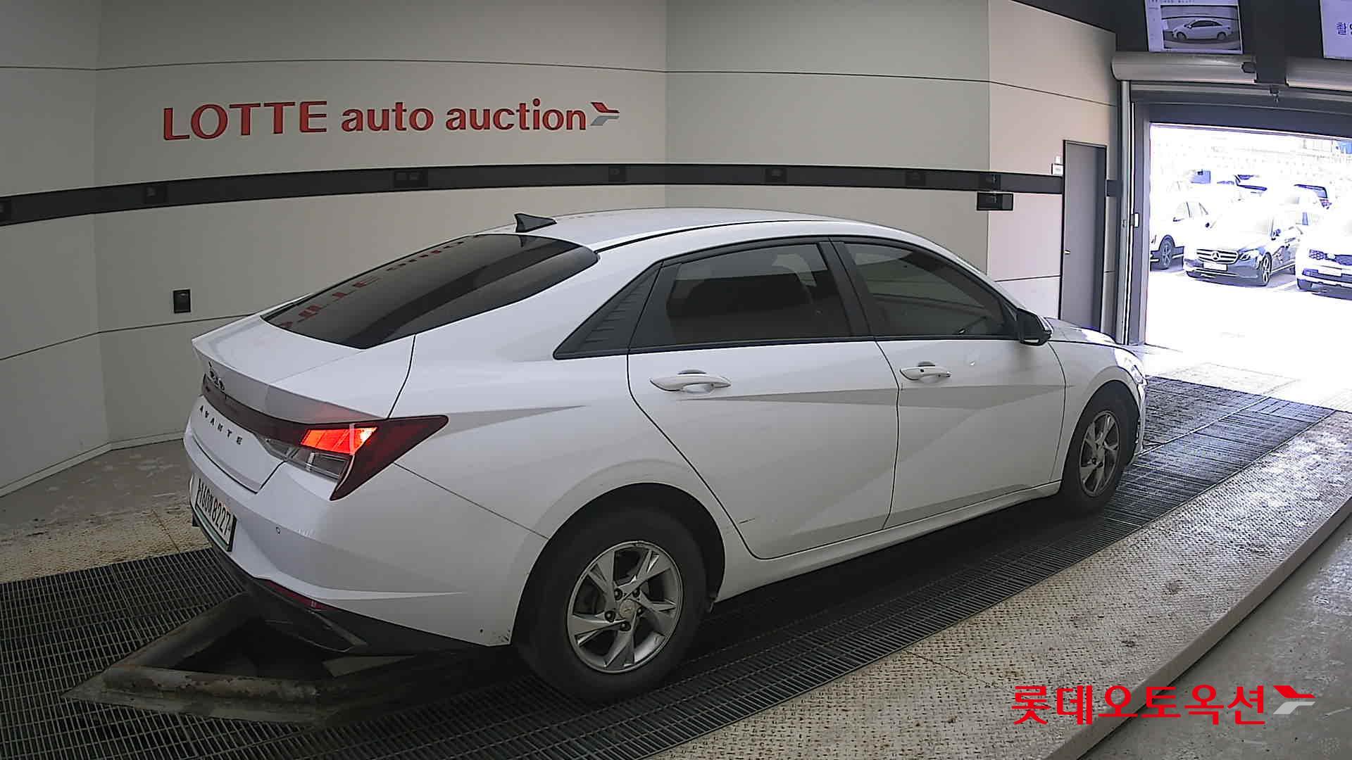 Hyundai Avante id 3822823 из Кореи 19