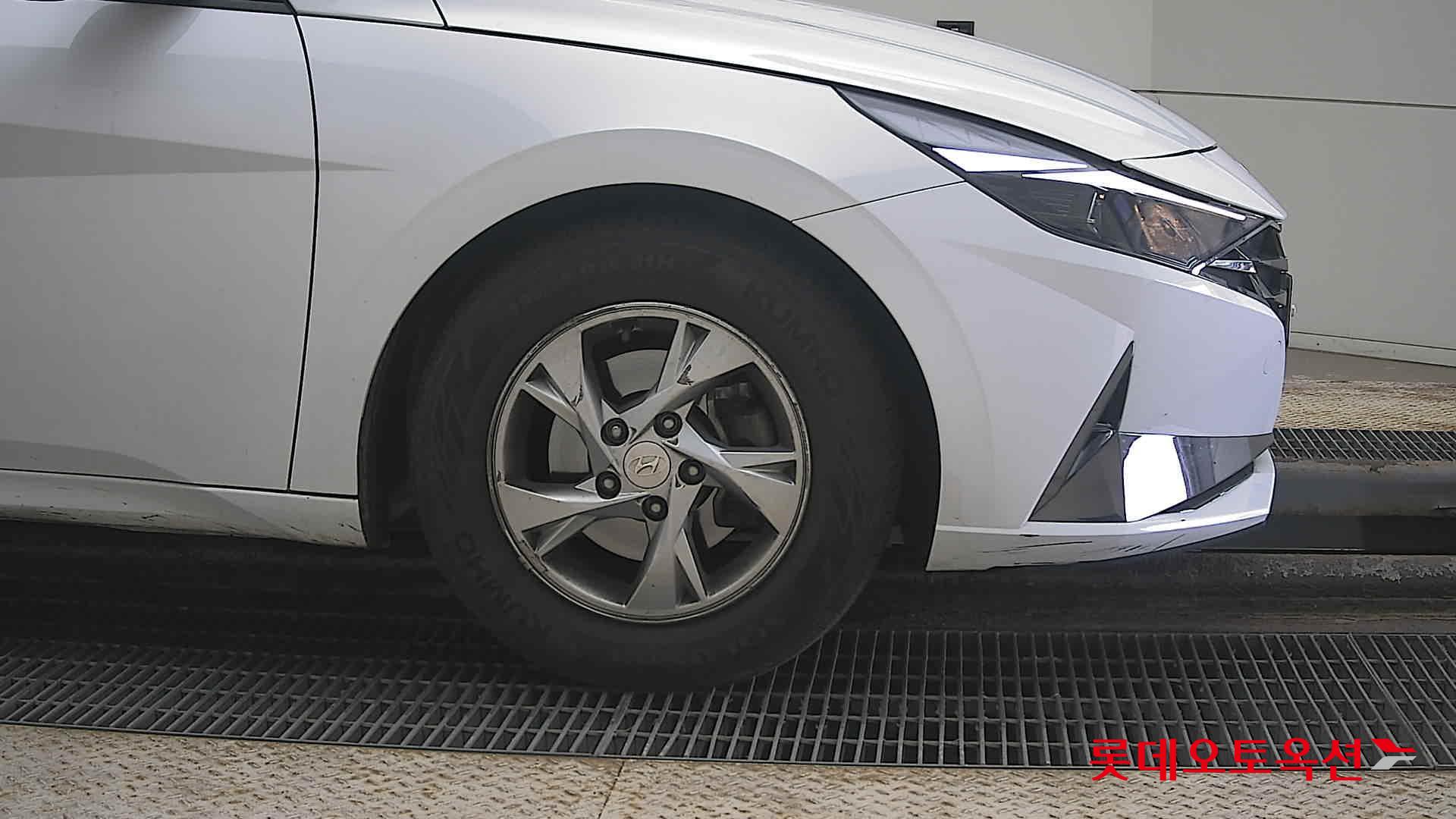 Hyundai Avante id 3822823 из Кореи 23