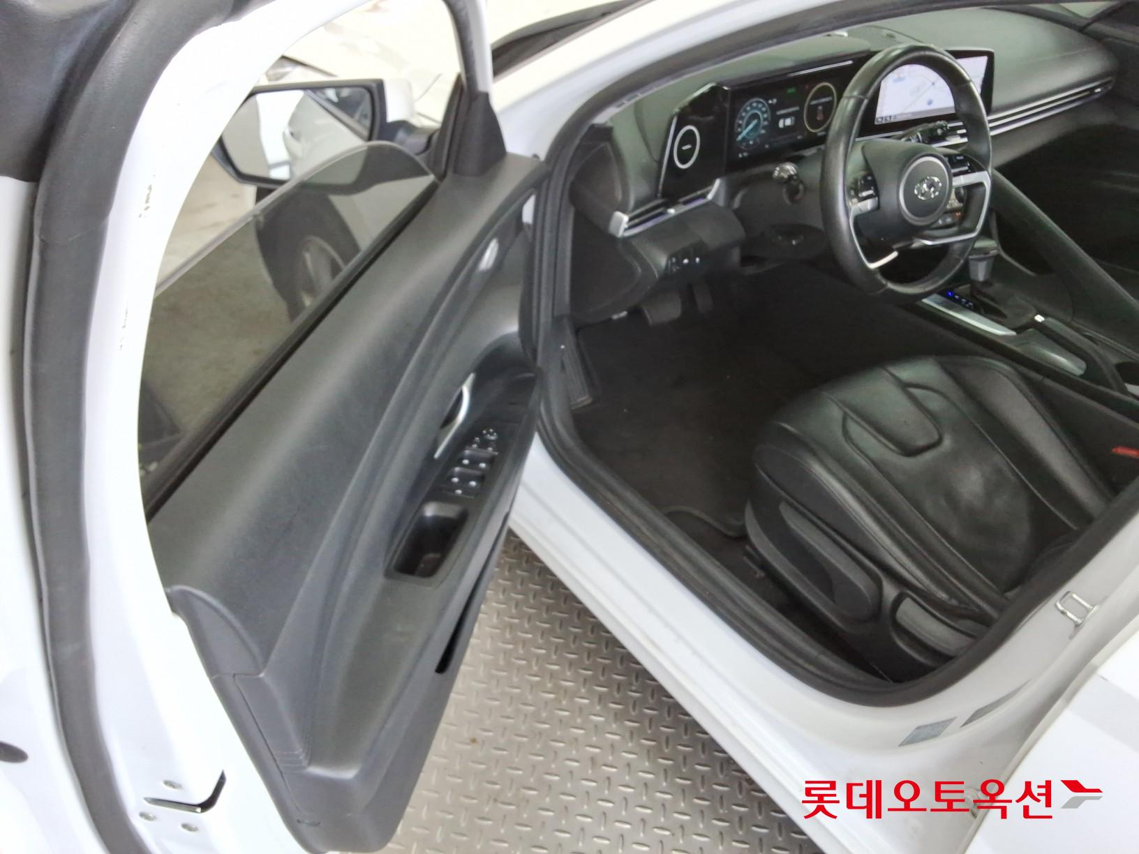 Hyundai Avante id 3822823 из Кореи 35