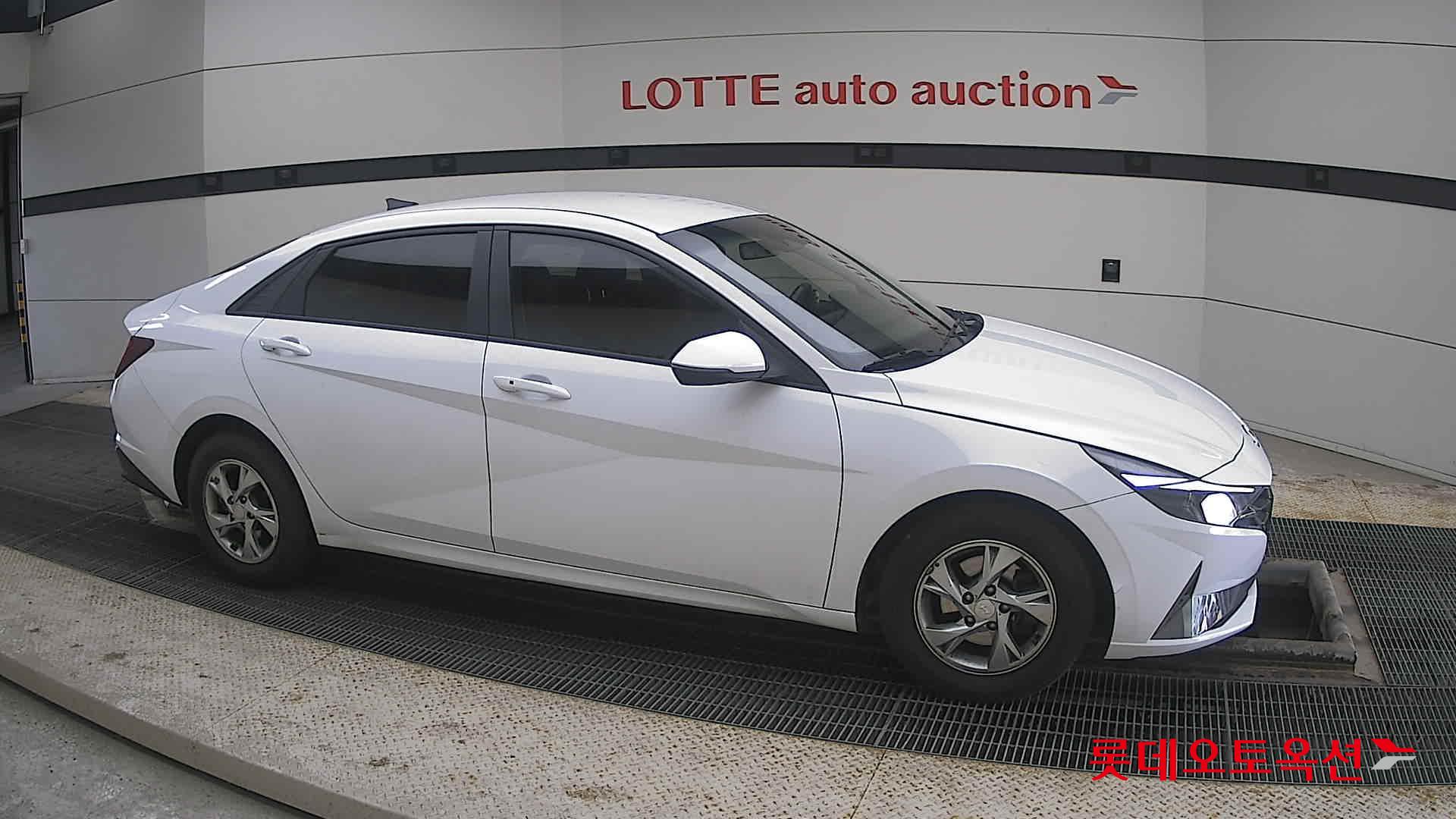 Hyundai Avante id 3822803 из Кореи 17