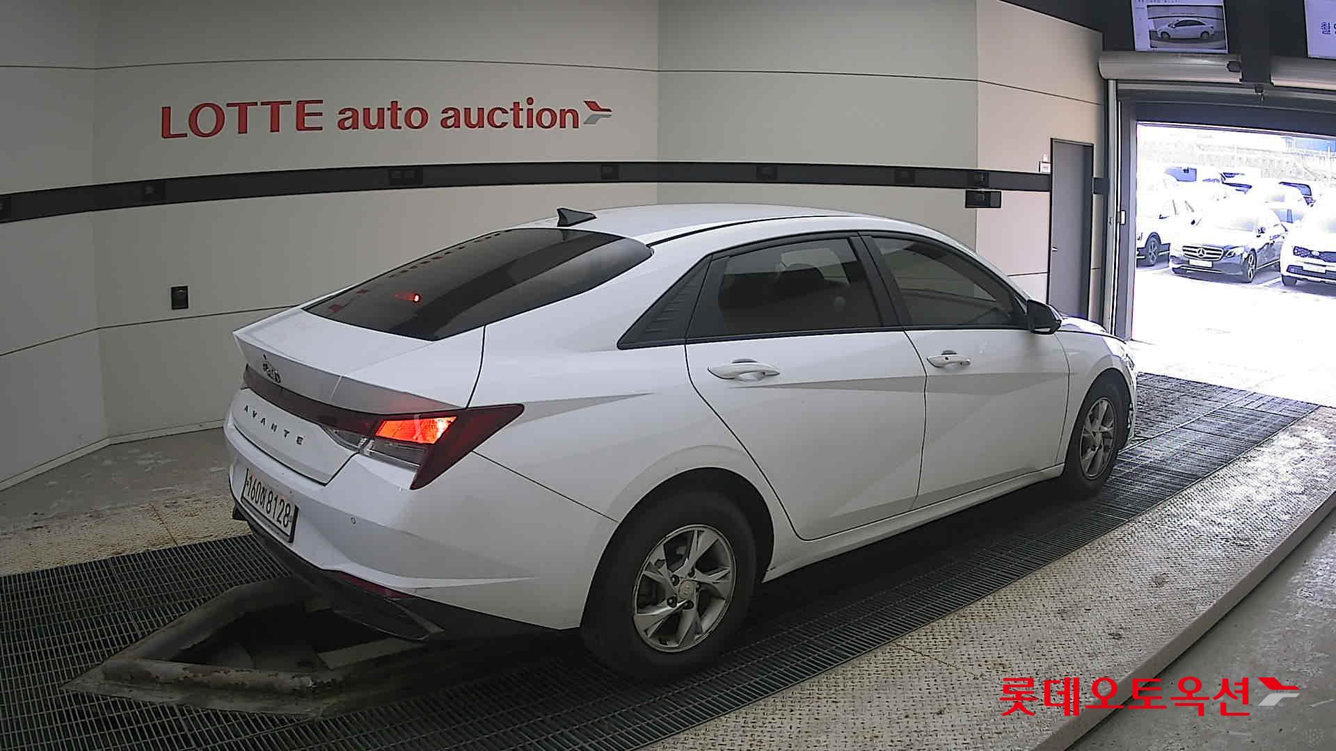 Hyundai Avante id 3822803 из Кореи 19