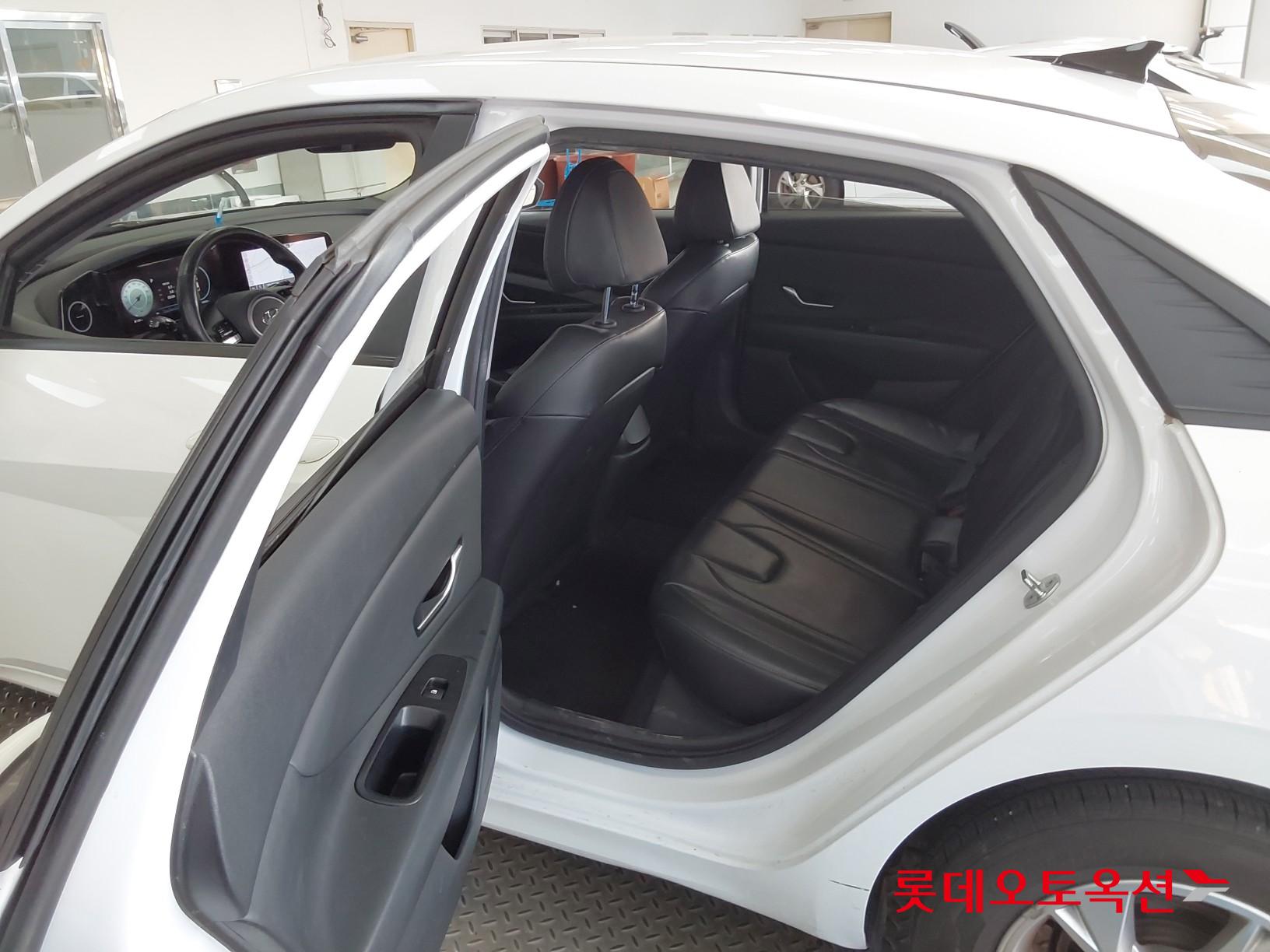 Hyundai Avante id 3822803 из Кореи 36