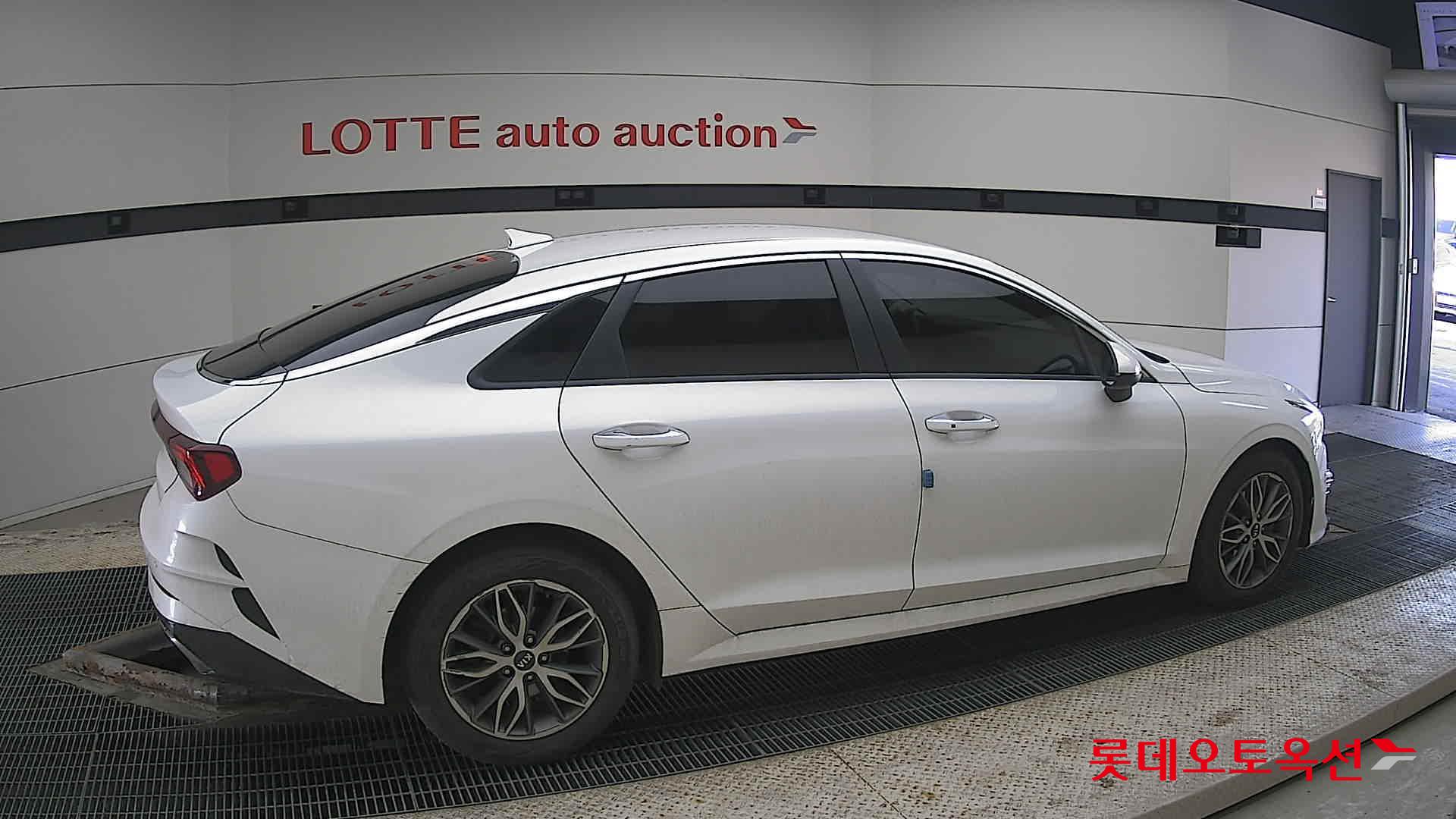 Kia K5 id 3822989 из Кореи 18