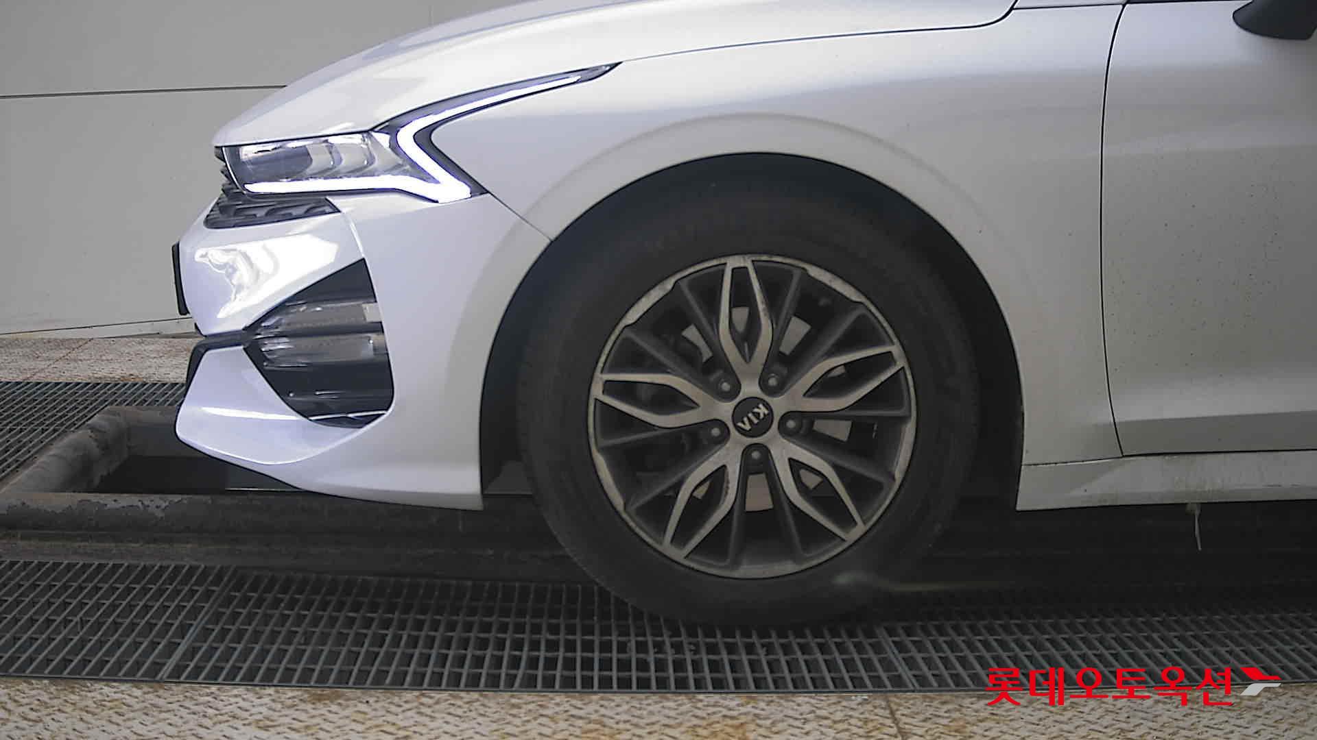 Kia K5 id 3822989 из Кореи 21