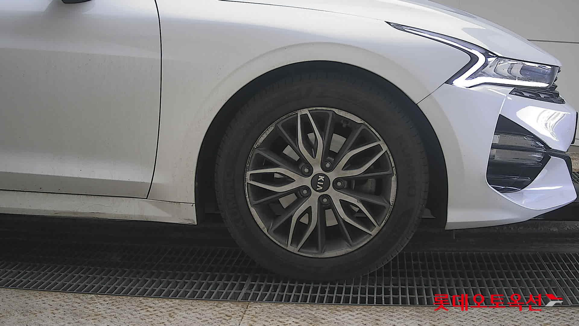 Kia K5 id 3822989 из Кореи 23