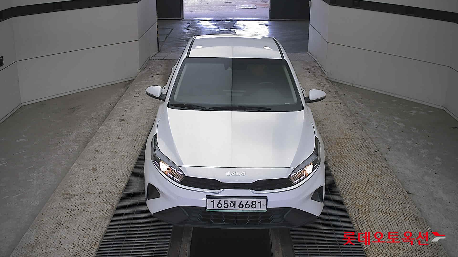 Kia K3 id 3816402 из Кореи 8