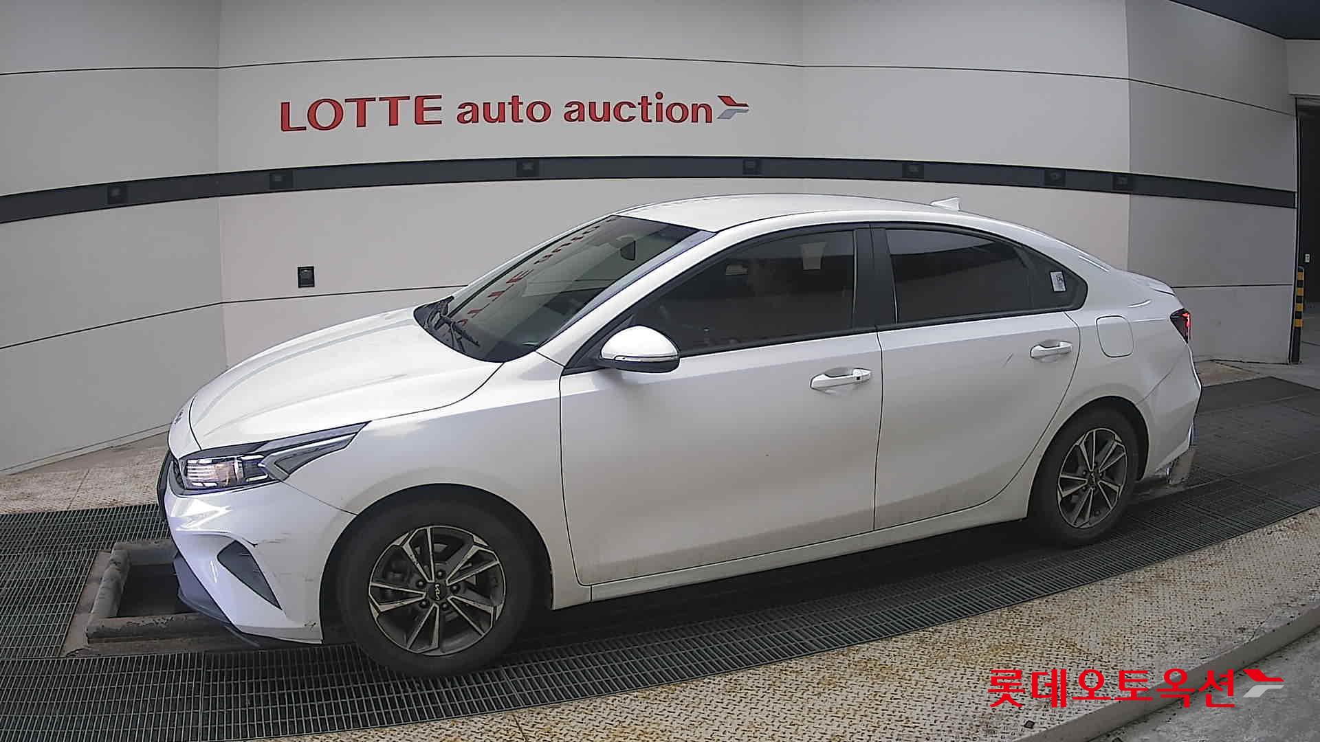 Kia K3 id 3816402 из Кореи 12