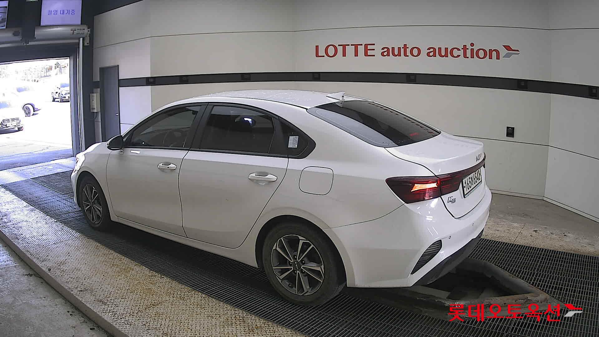 Kia K3 id 3822958 из Кореи 10