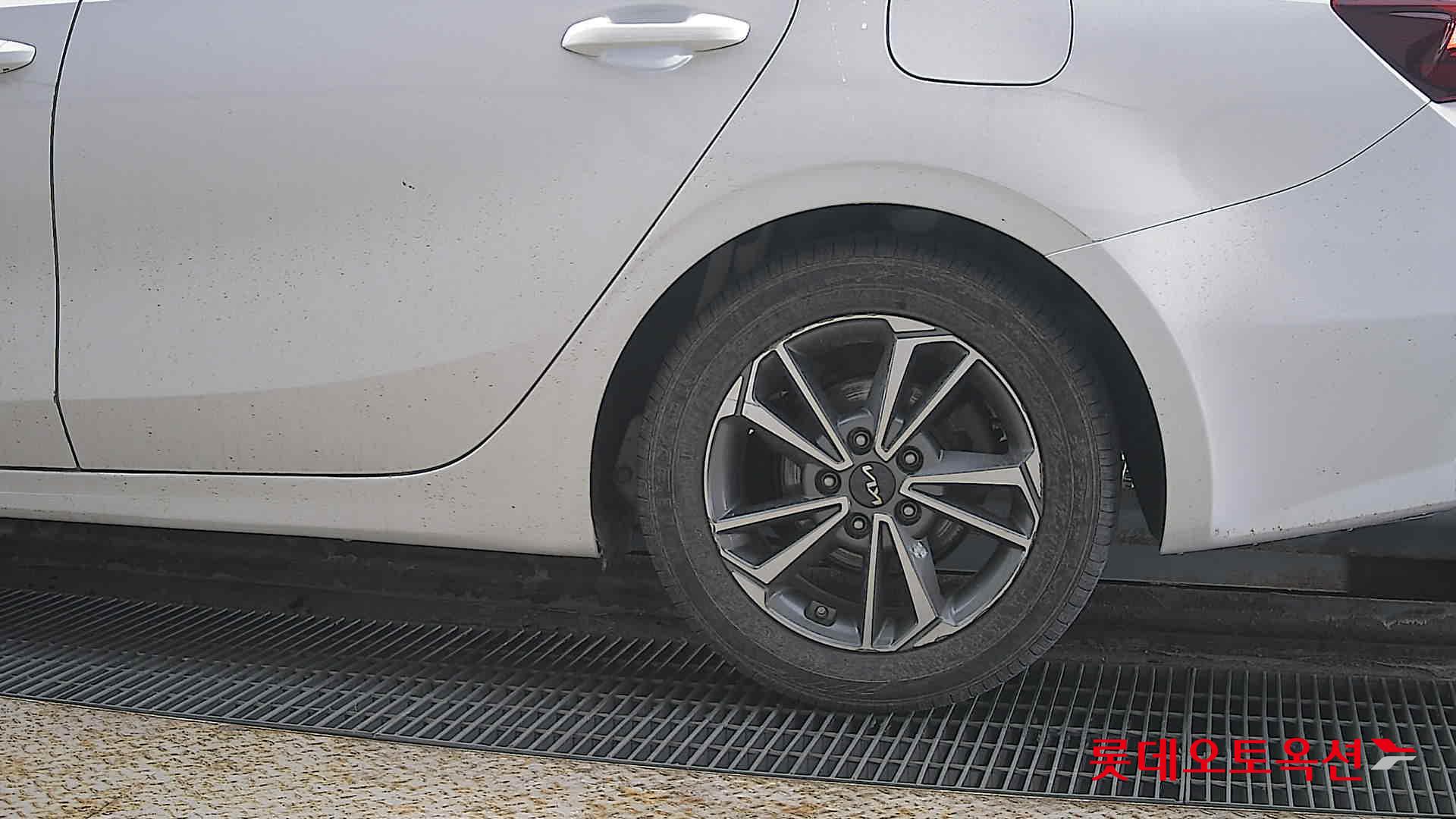 Kia K3 id 3822958 из Кореи 22