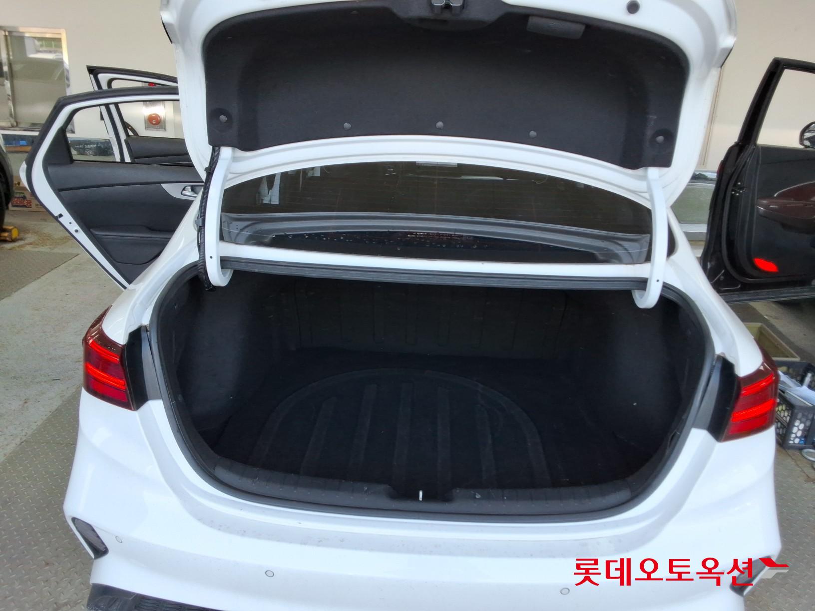 Kia K3 id 3822958 из Кореи 37