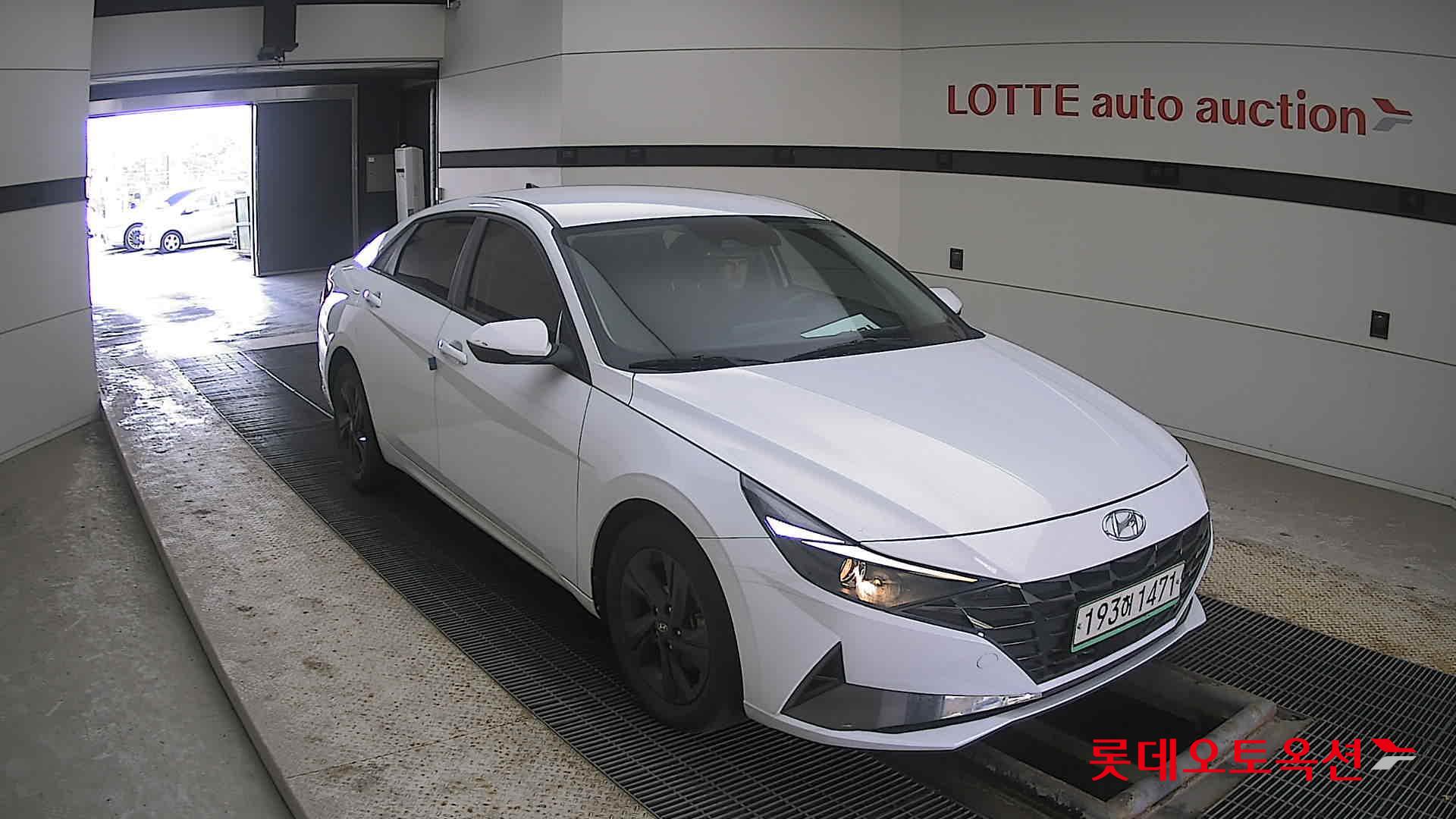 Hyundai Avante Hybrid 2022 Polar White из Кореи, фото 2