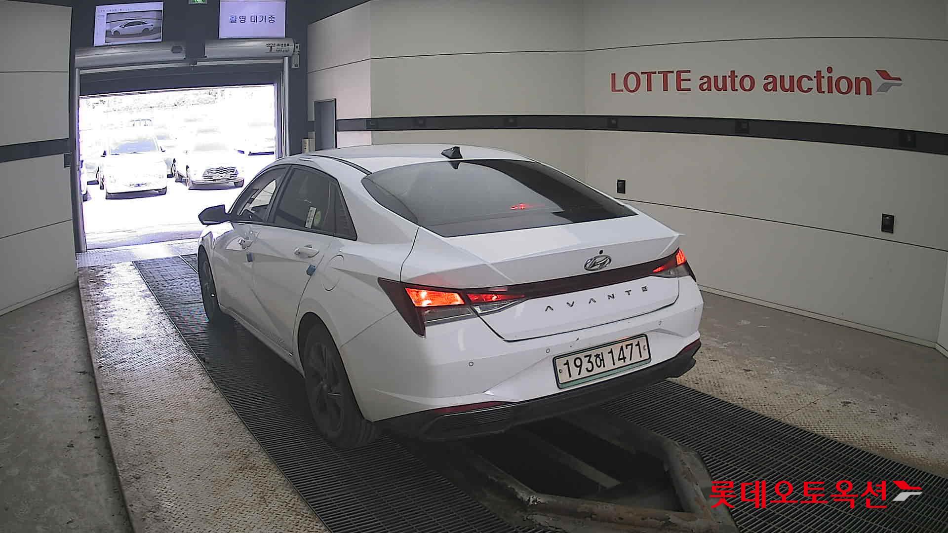 Hyundai Avante Hybrid id 3822860 из Кореи 9