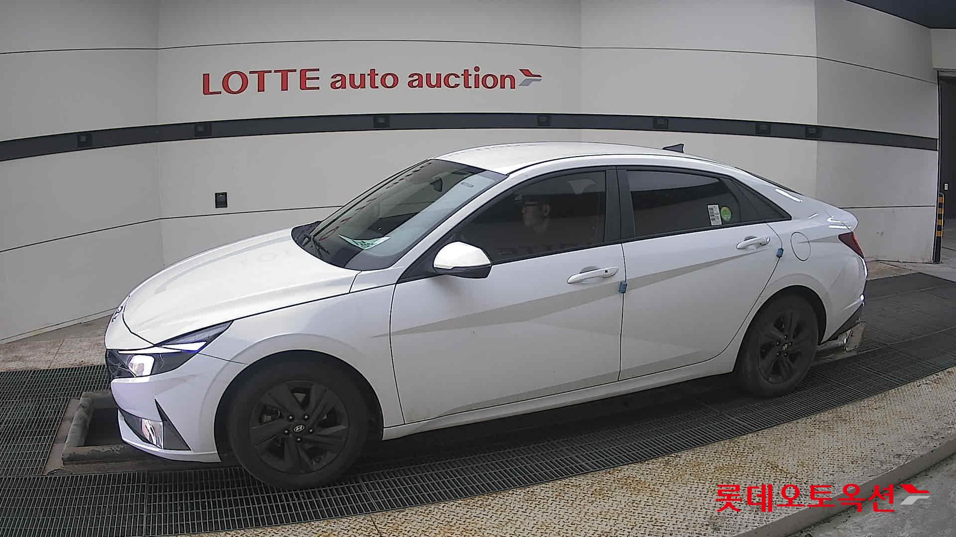 Hyundai Avante Hybrid id 3822860 из Кореи 12