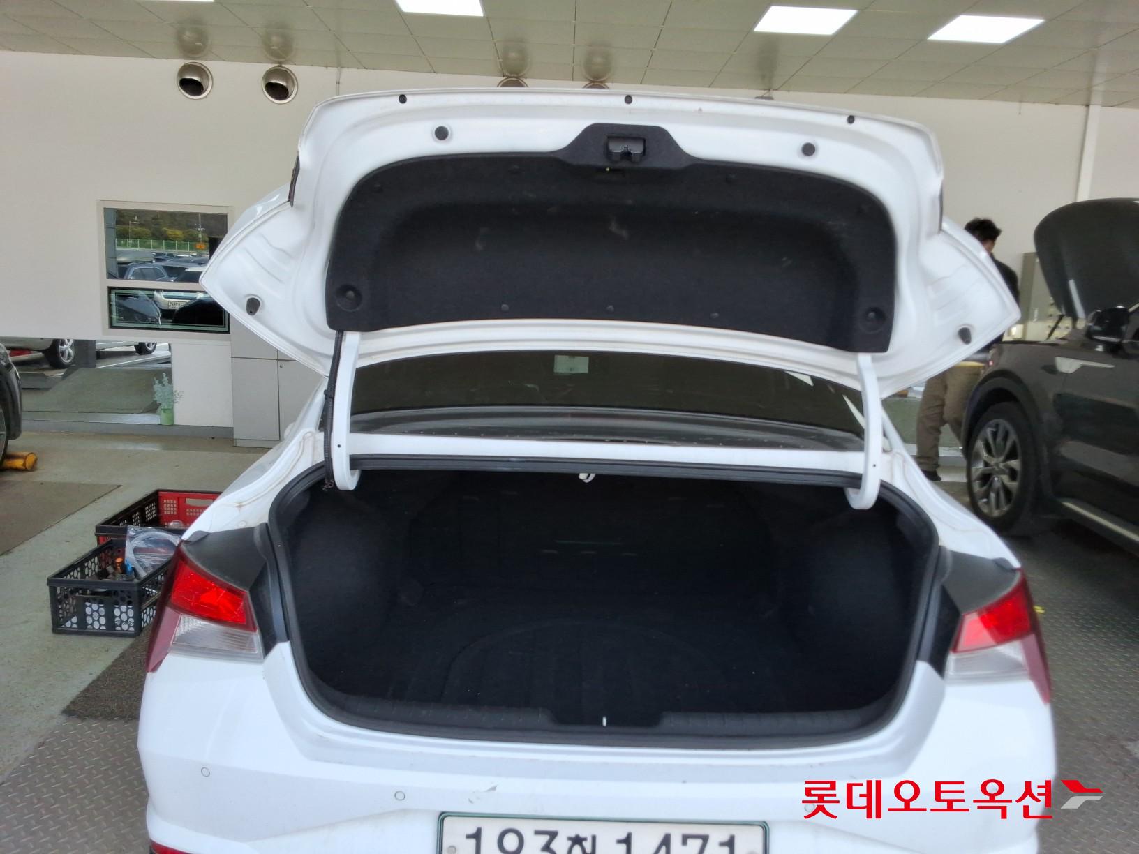 Hyundai Avante Hybrid id 3822860 из Кореи 36