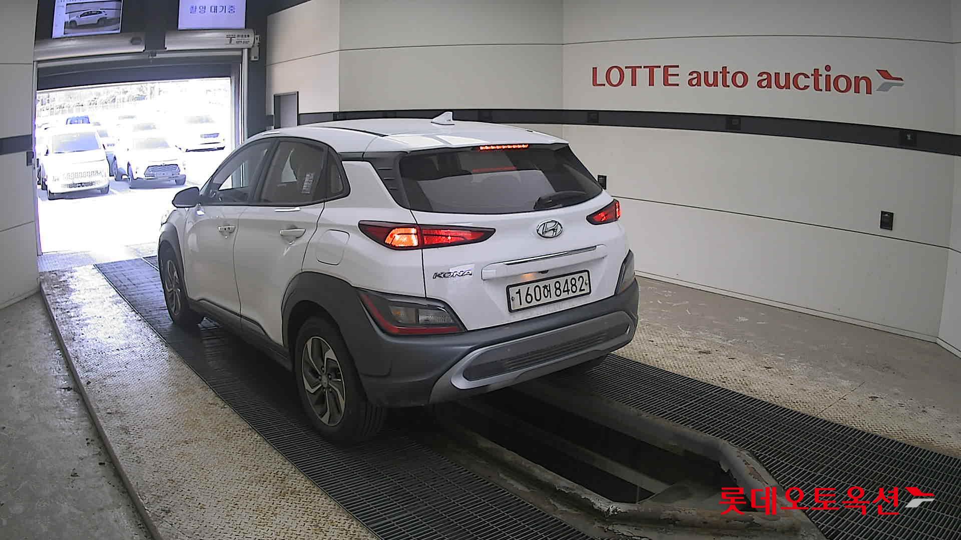 Hyundai Kona Hybrid 2021 Atlas White из Кореи, фото 6
