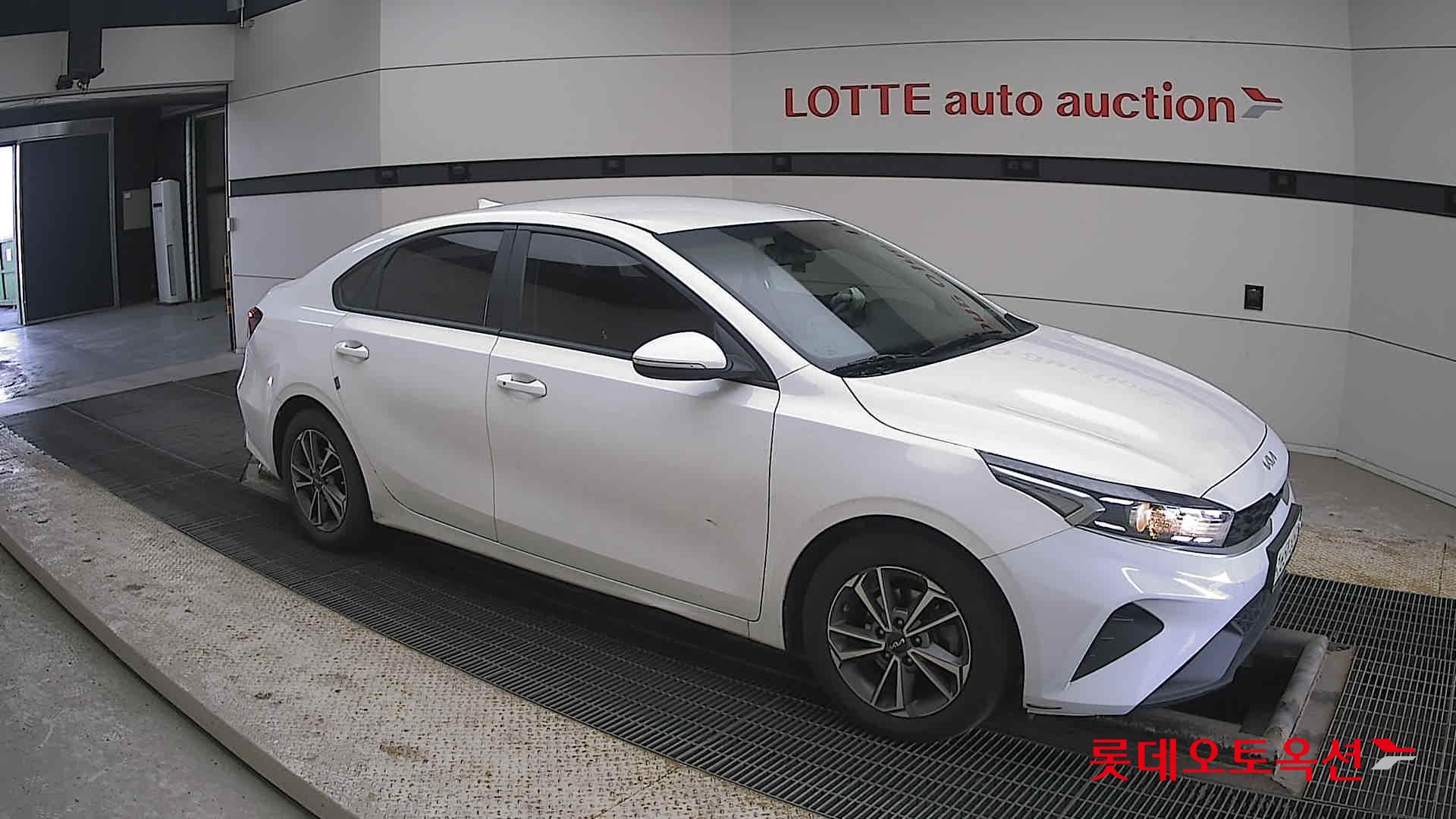 Kia K3 id 3822906 из Кореи 16