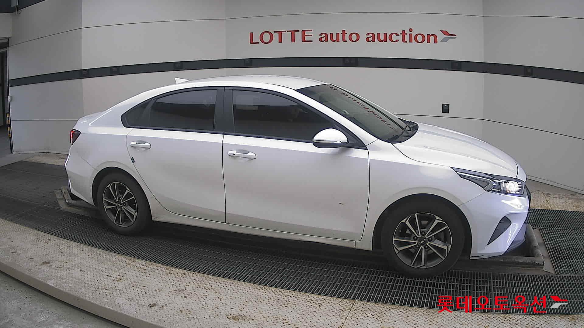 Kia K3 id 3822906 из Кореи 17