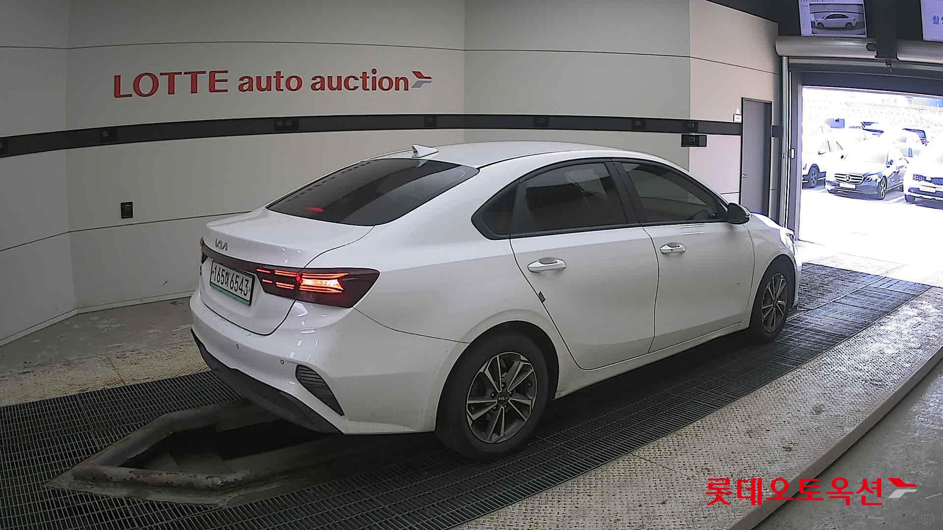 Kia K3 id 3822906 из Кореи 19