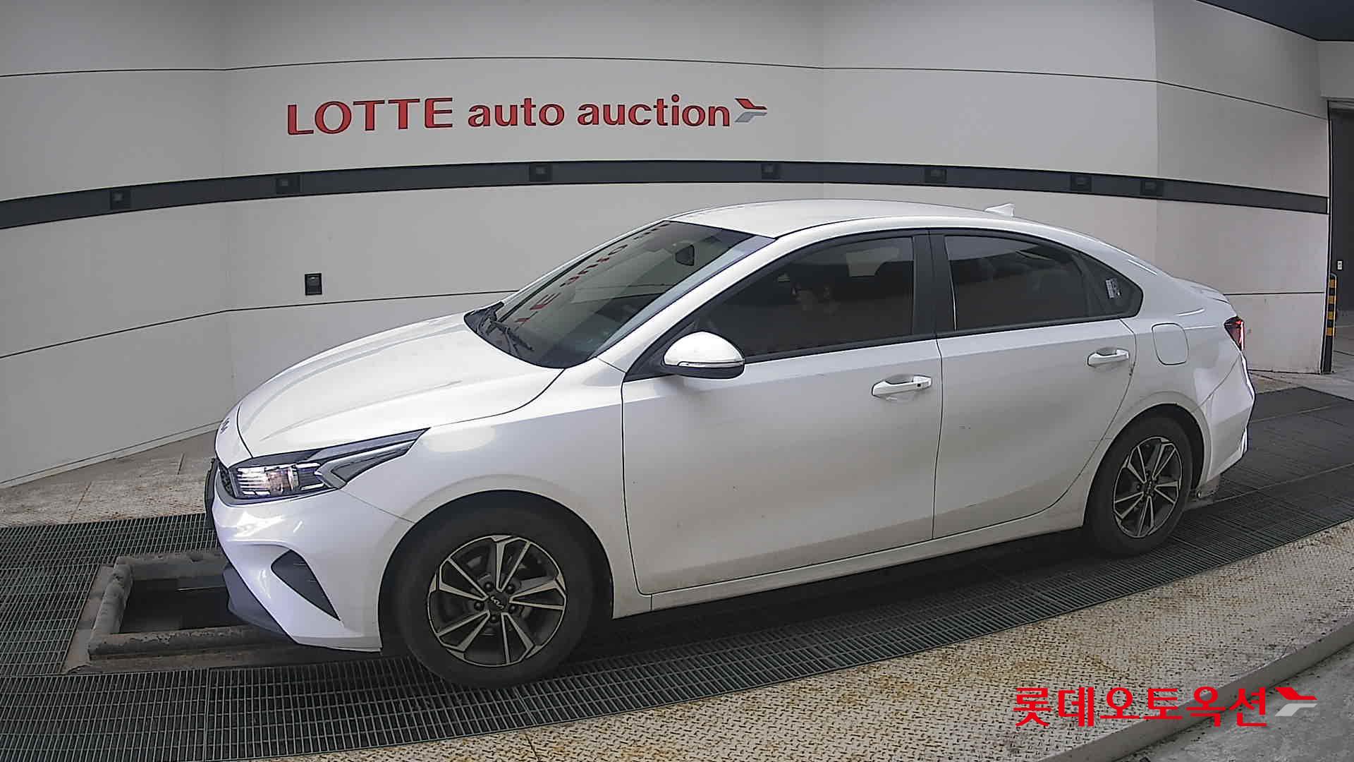 Kia K3 id 3822961 из Кореи 12