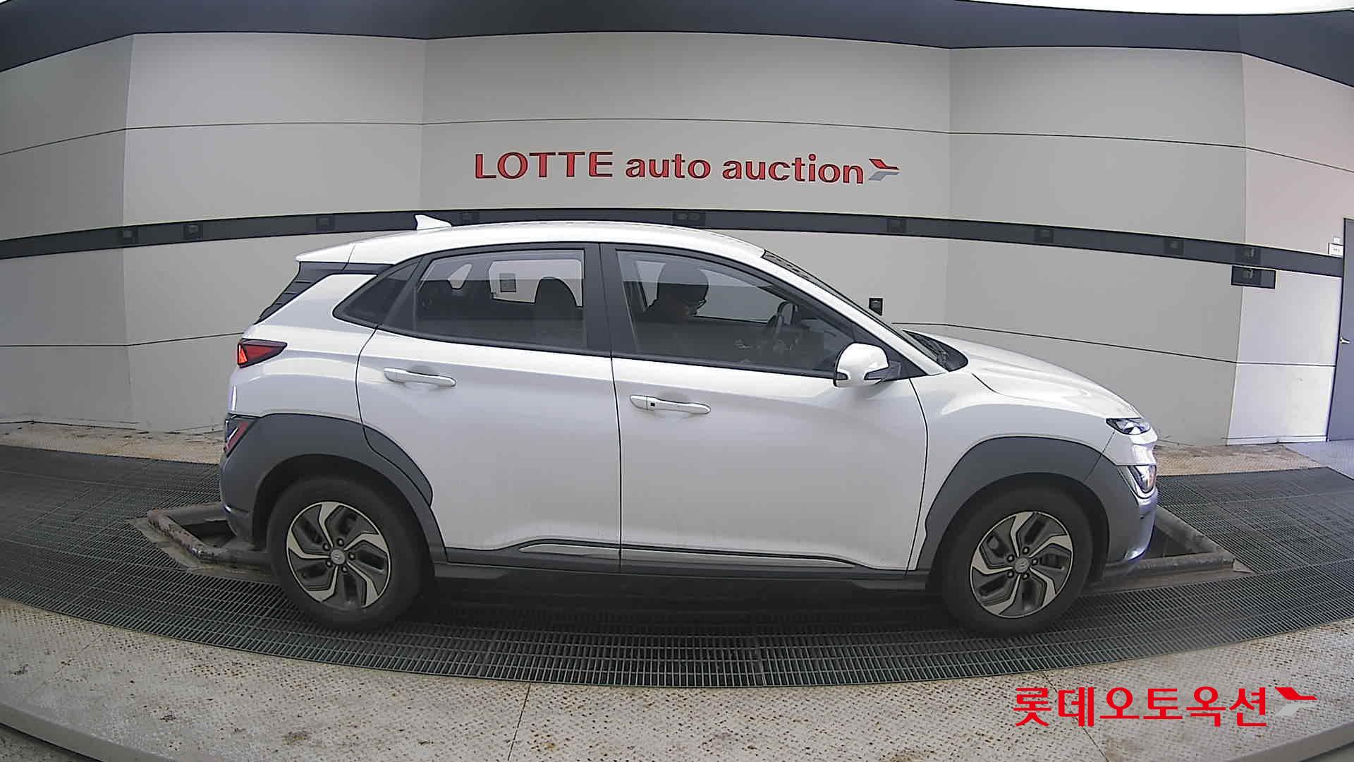 Hyundai Kona Hybrid 2021 Atlas White из Кореи, фото 3