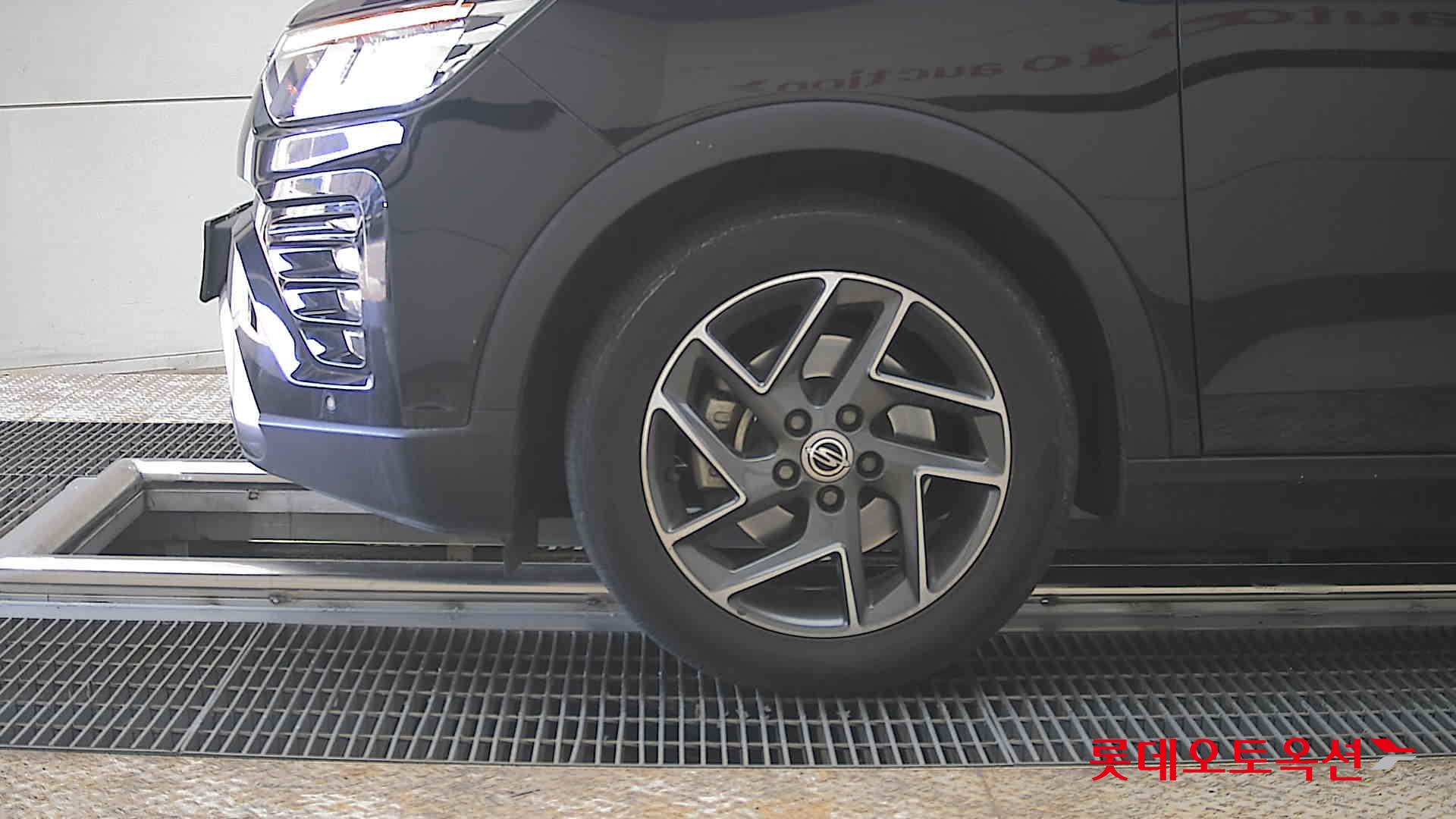 سانغ يونغ تيفولي