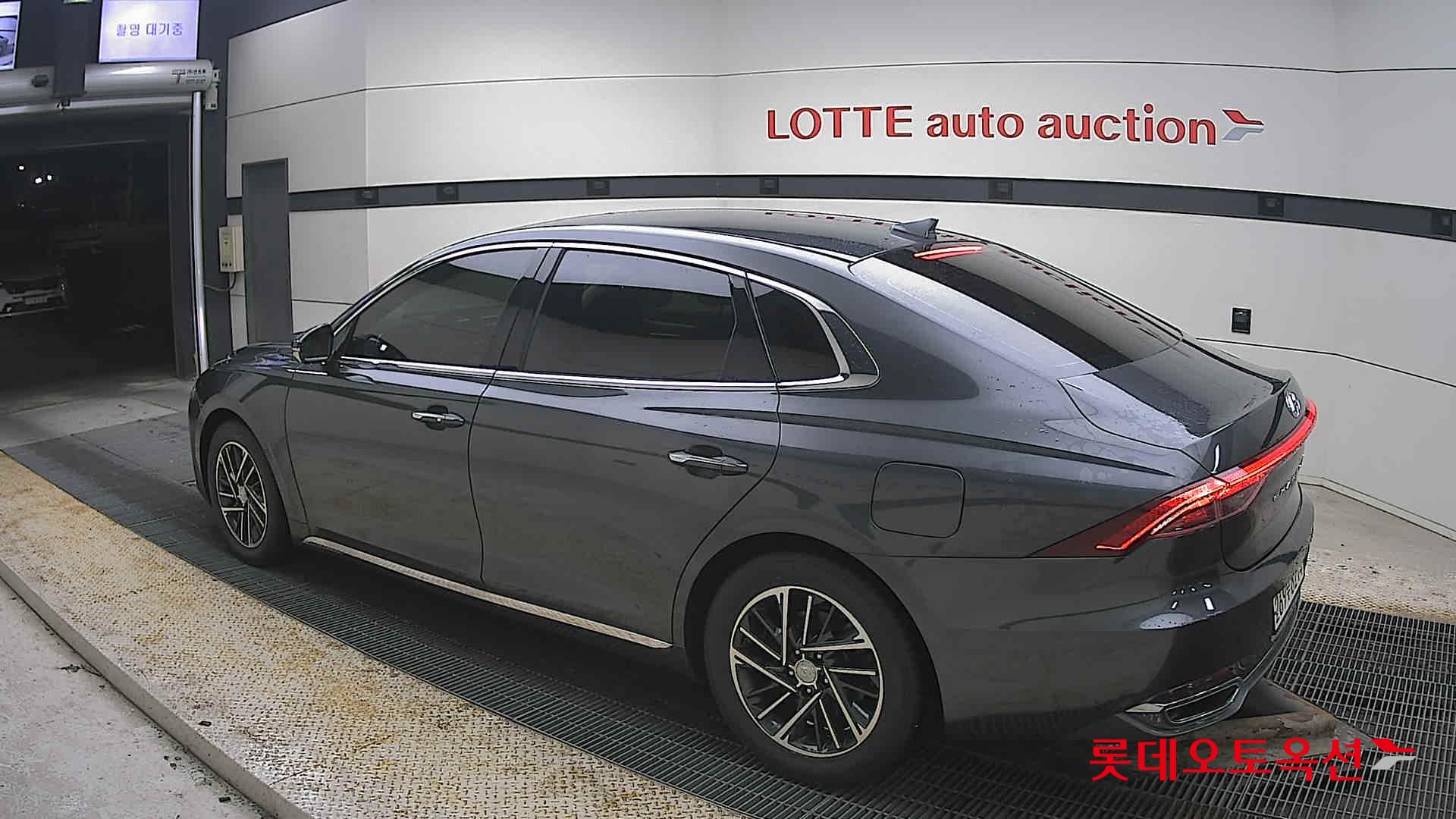 هيونداي جرانجر 2022 - صورة 15